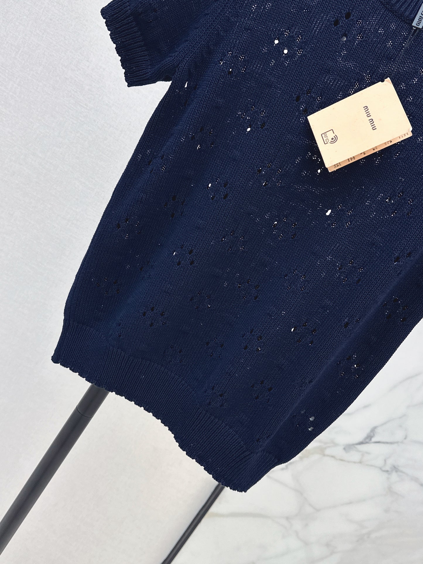 26ss Sleeve Strap Open Top