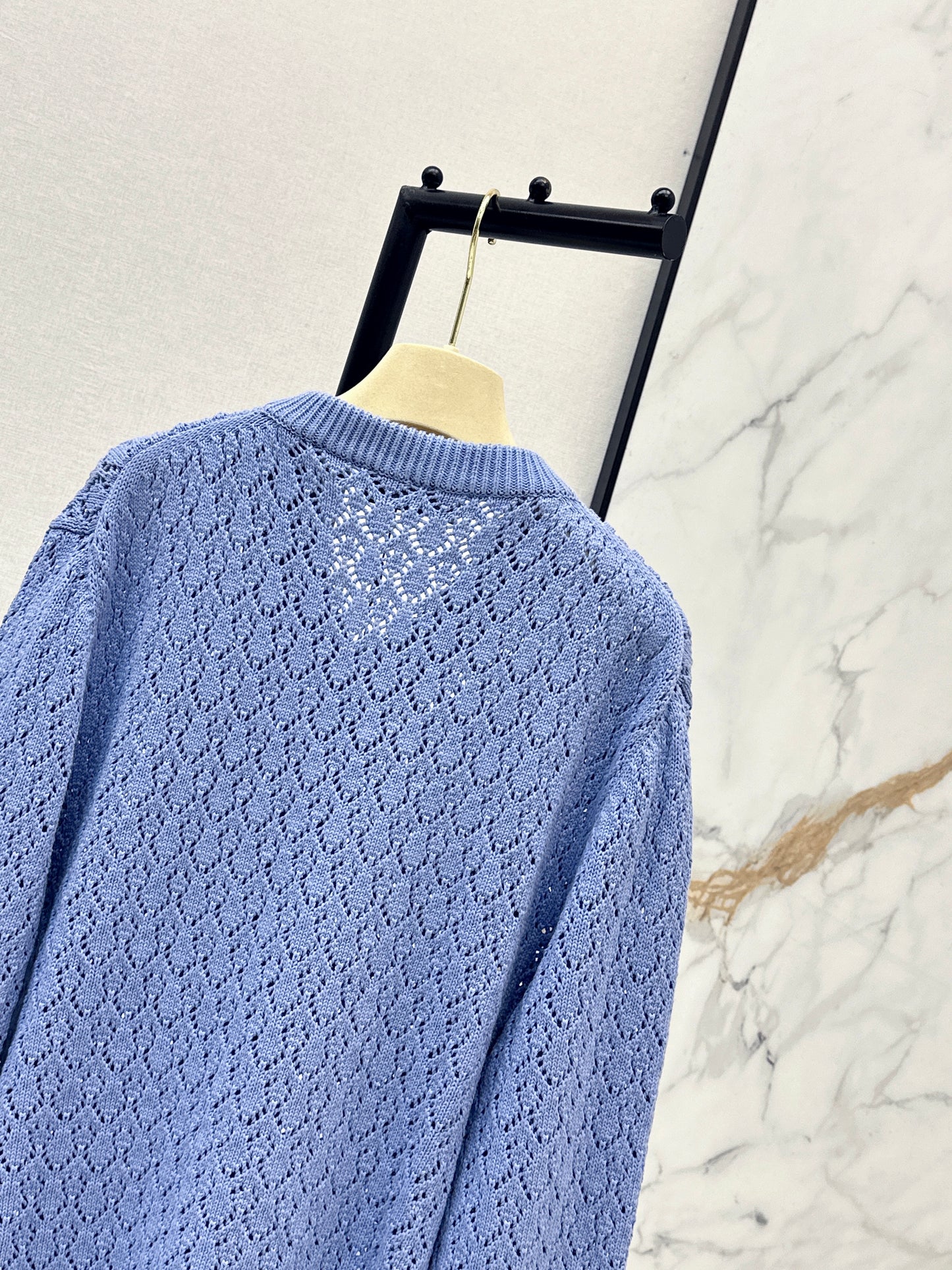 26ss Loose-fit V-neck Sweater