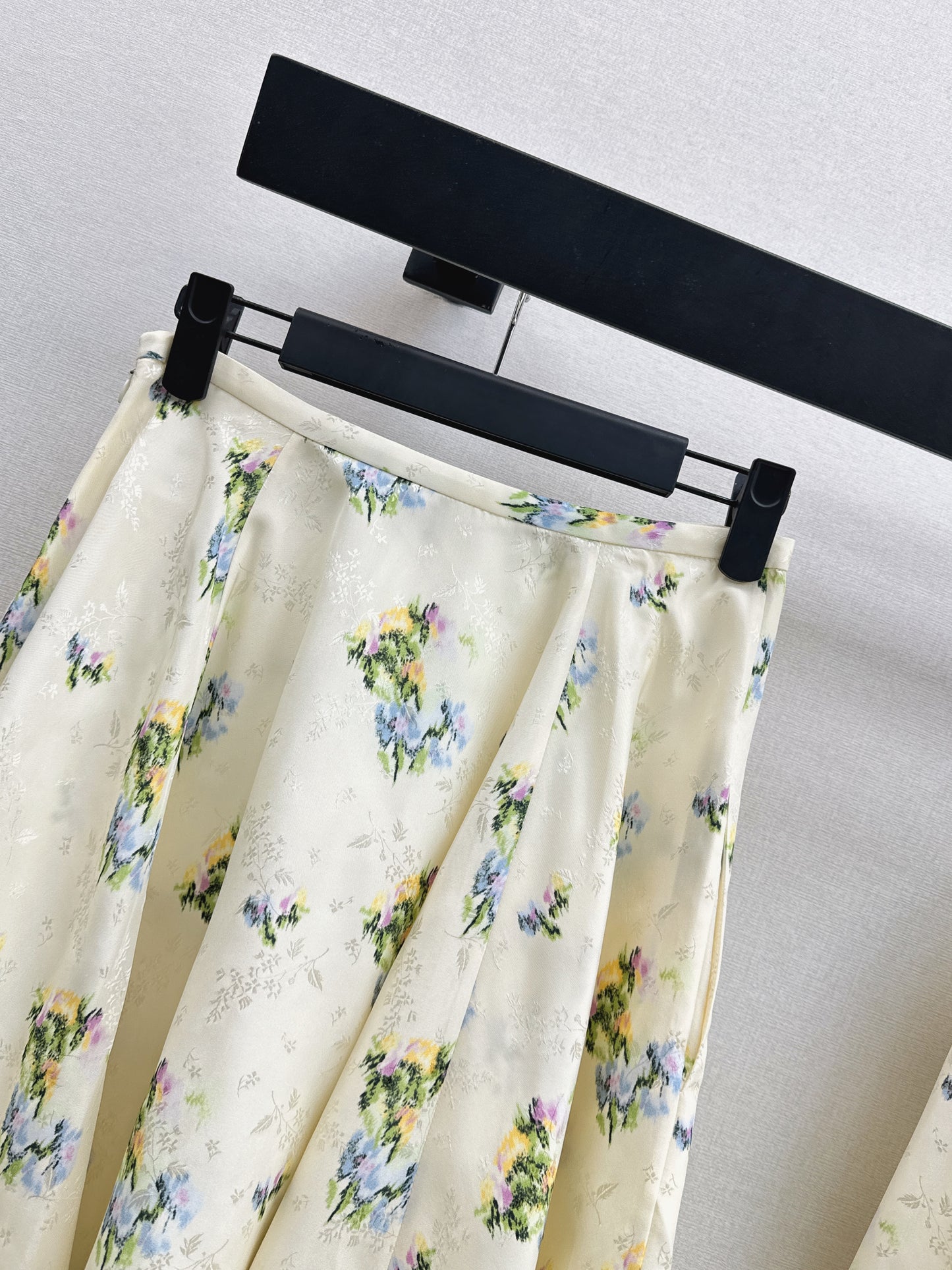 26ss Jacquard Floral Shirt / Skirt