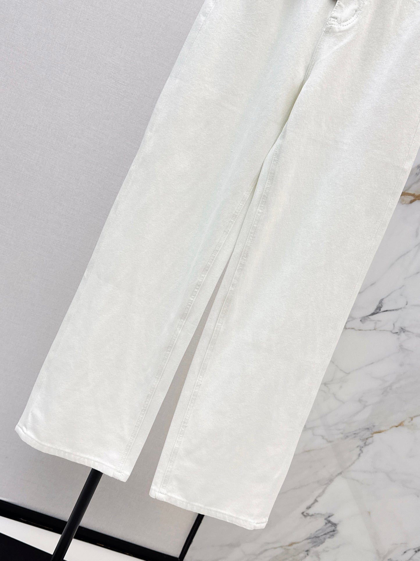 26ss Straight-leg jeans