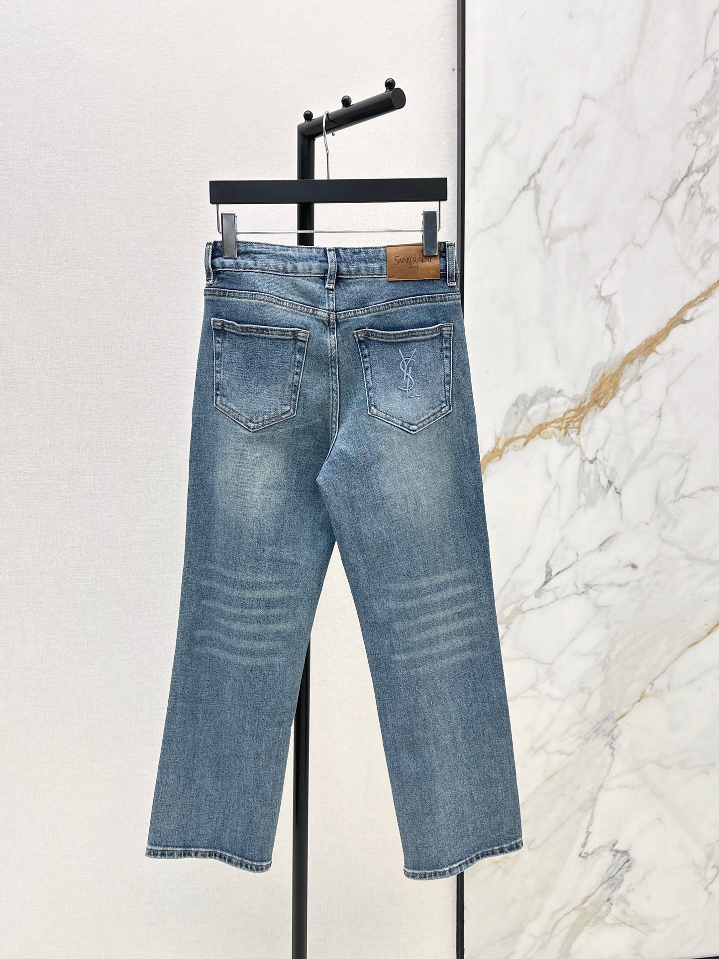26ss Slim-Fit Nine-Point Jeans