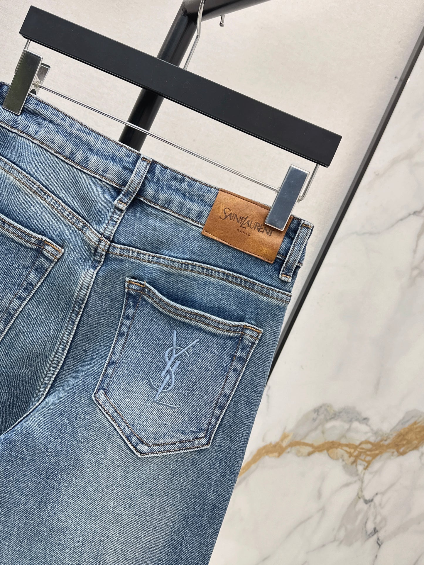 26ss Slim-Fit Nine-Point Jeans