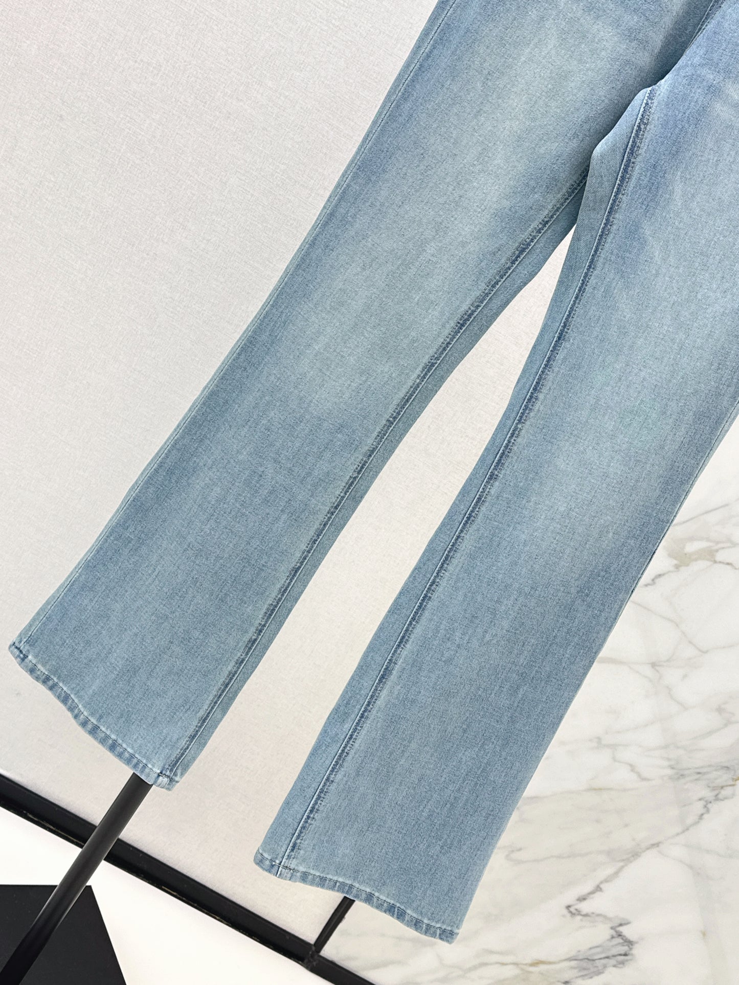 26ss Straight-leg jeans