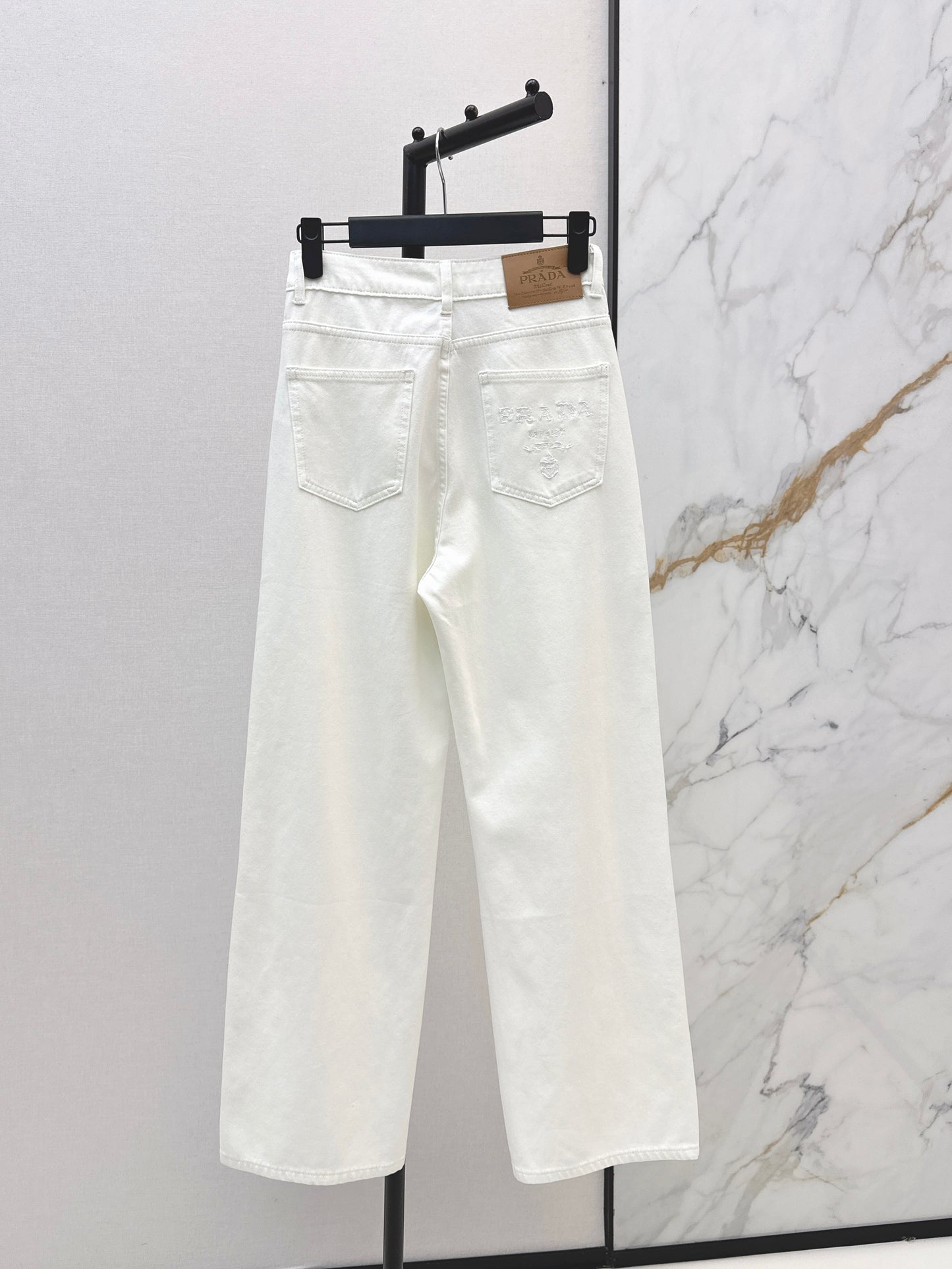 26ss Straight-leg jeans