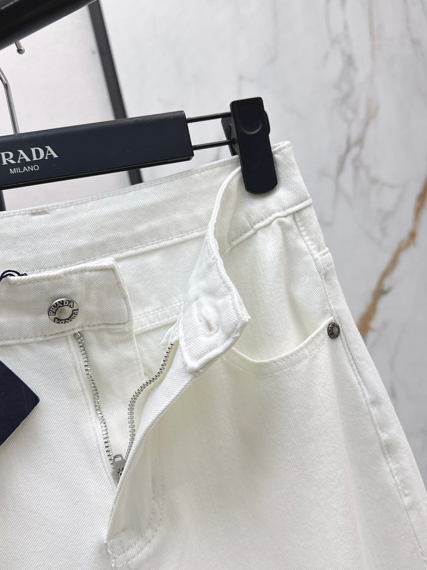 26ss Straight-leg jeans