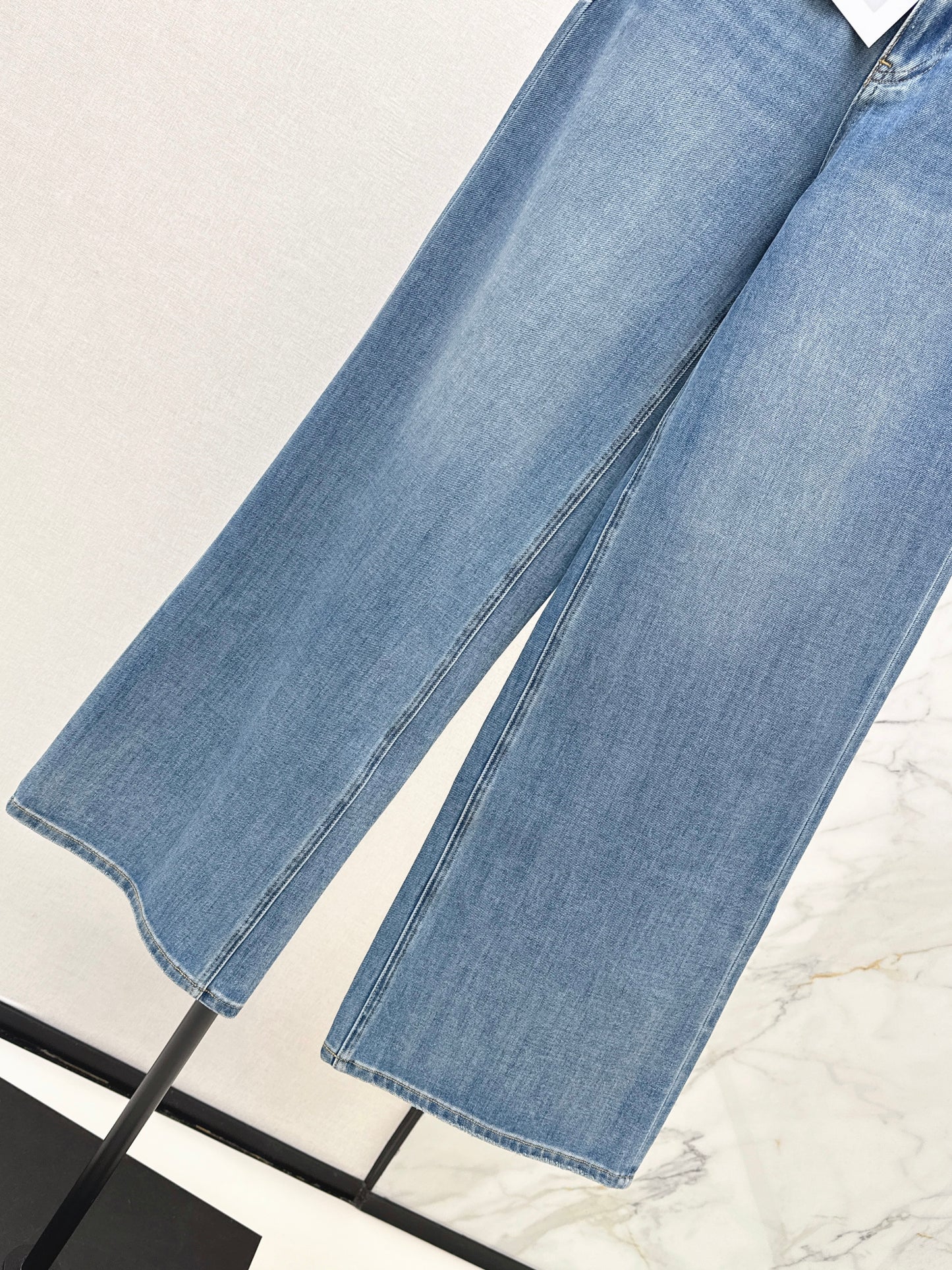 26ss Straight-leg jeans