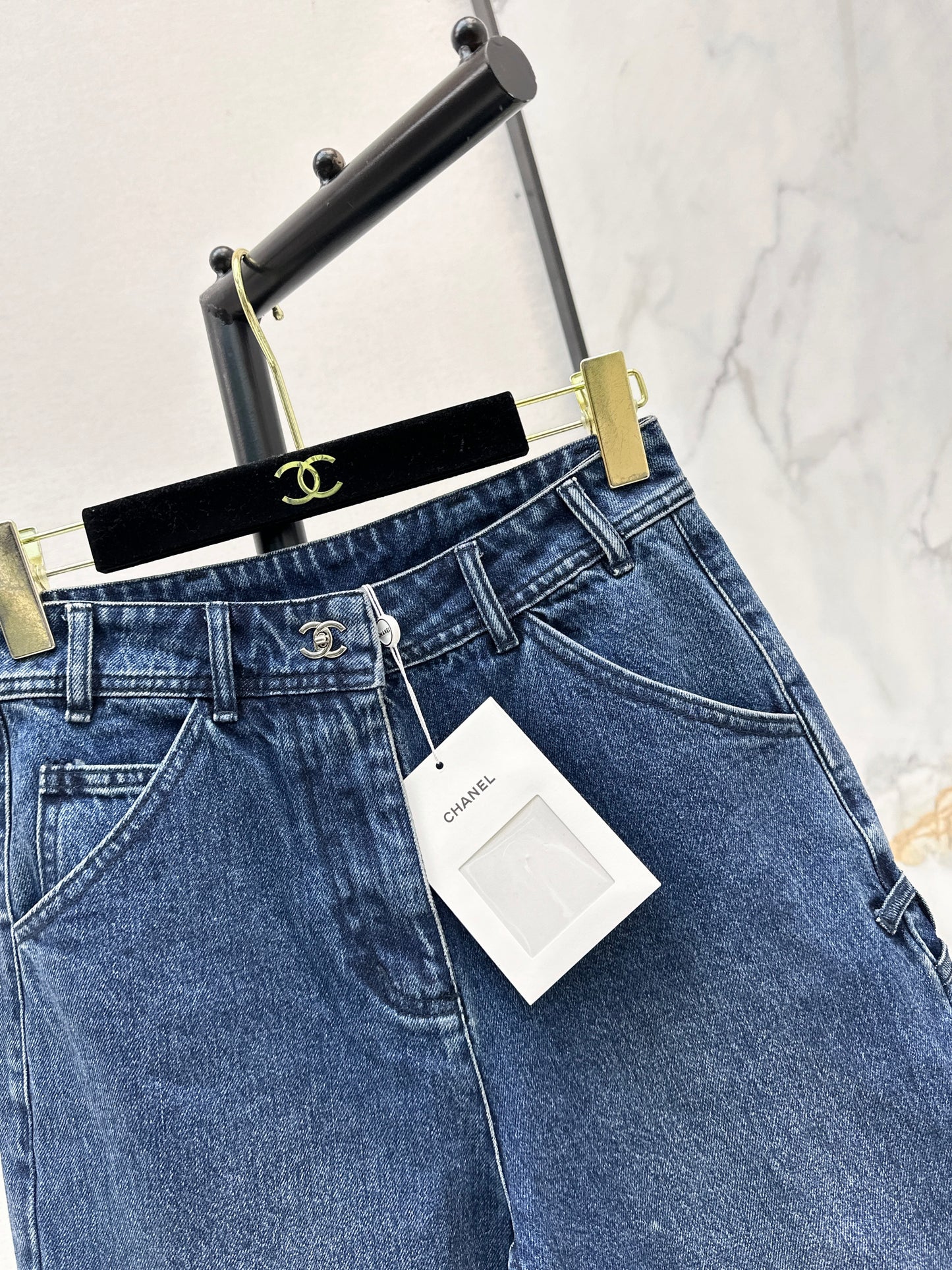 26ss Backpack Buckle Straight-Leg Denim Mid-Length Shorts