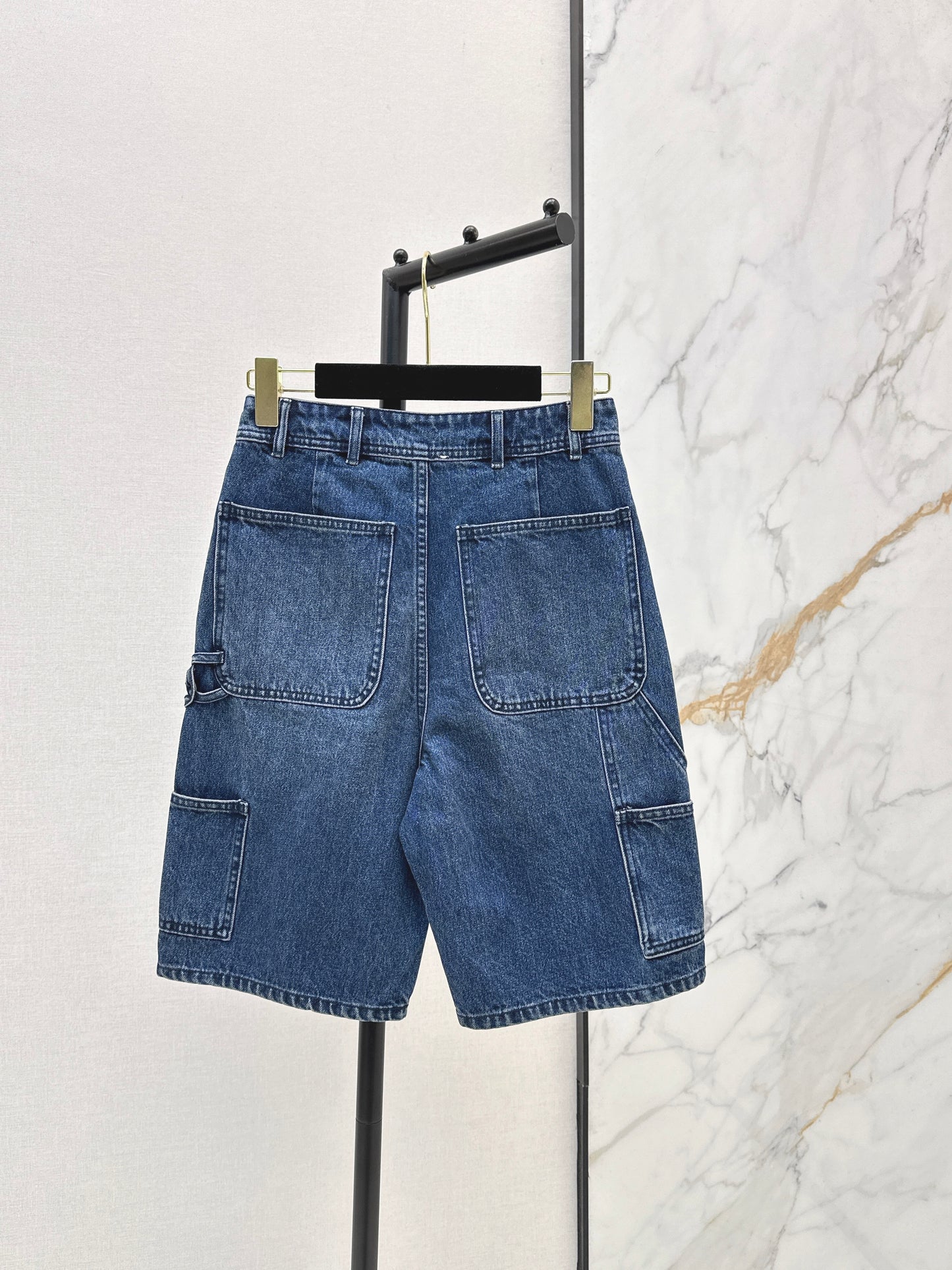 26ss Backpack Buckle Straight-Leg Denim Mid-Length Shorts