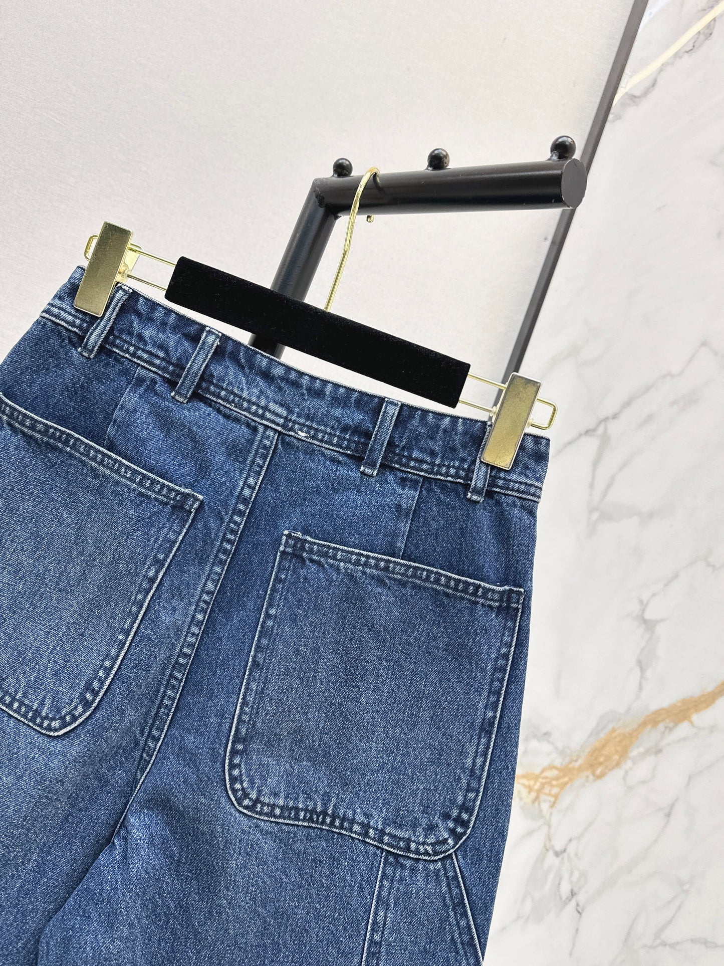 26ss Backpack Buckle Straight-Leg Denim Mid-Length Shorts