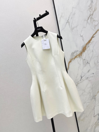 26ss Solid Color Waist-Cinching Dress