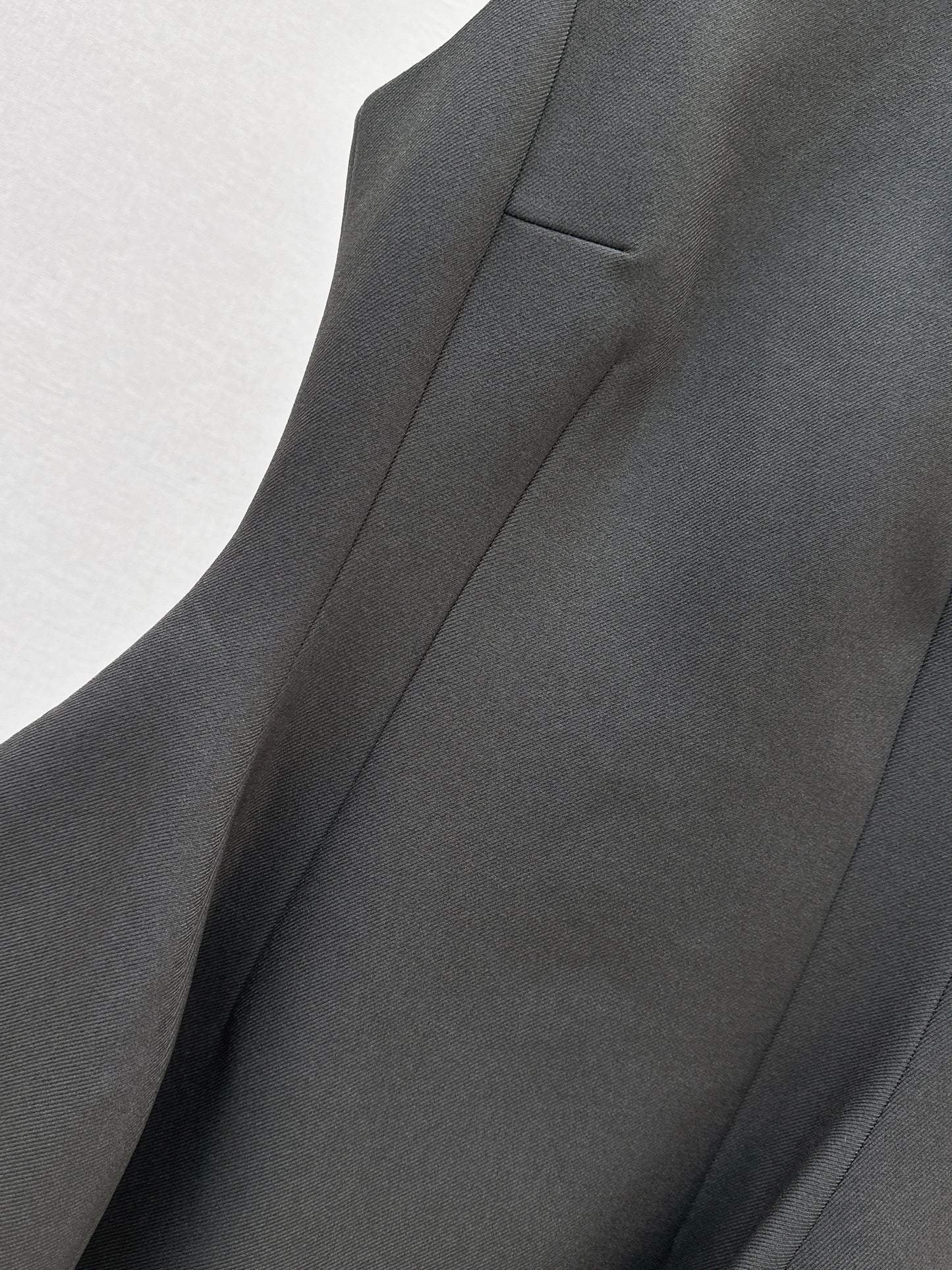 26ss Solid Color Waist-Cinching Dress