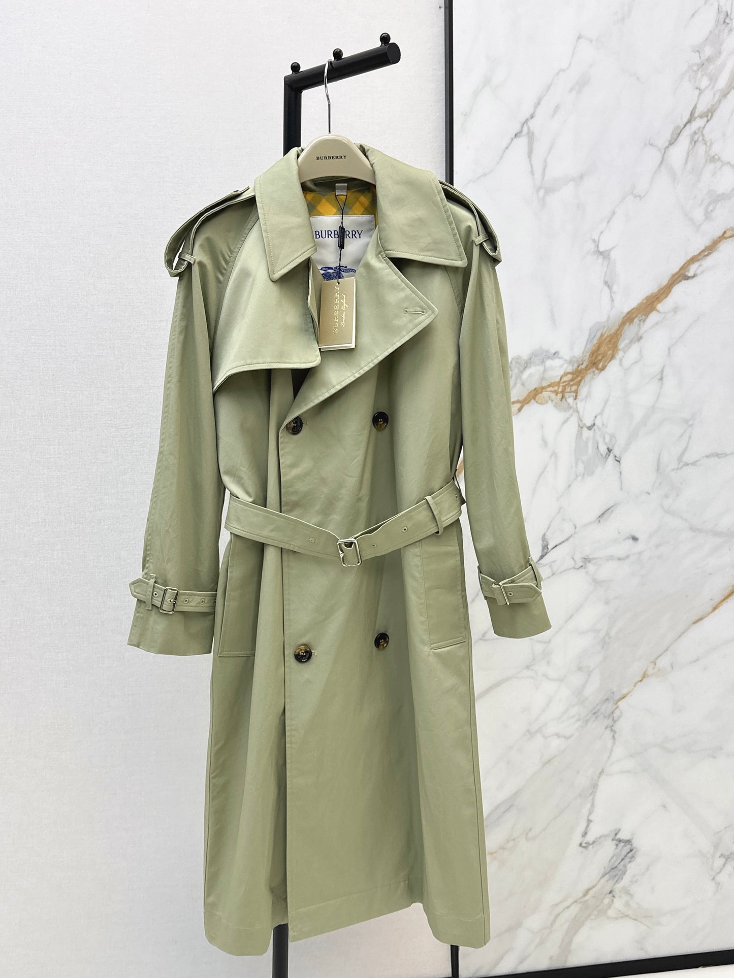 26ss Plaid-lined trench coat