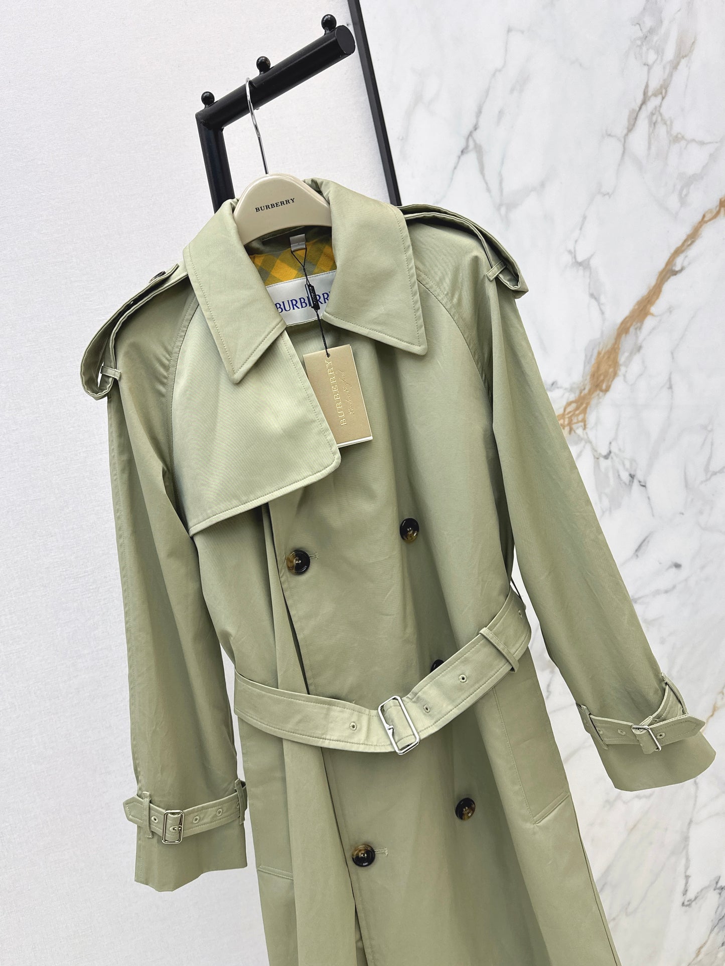 26ss Plaid-lined trench coat