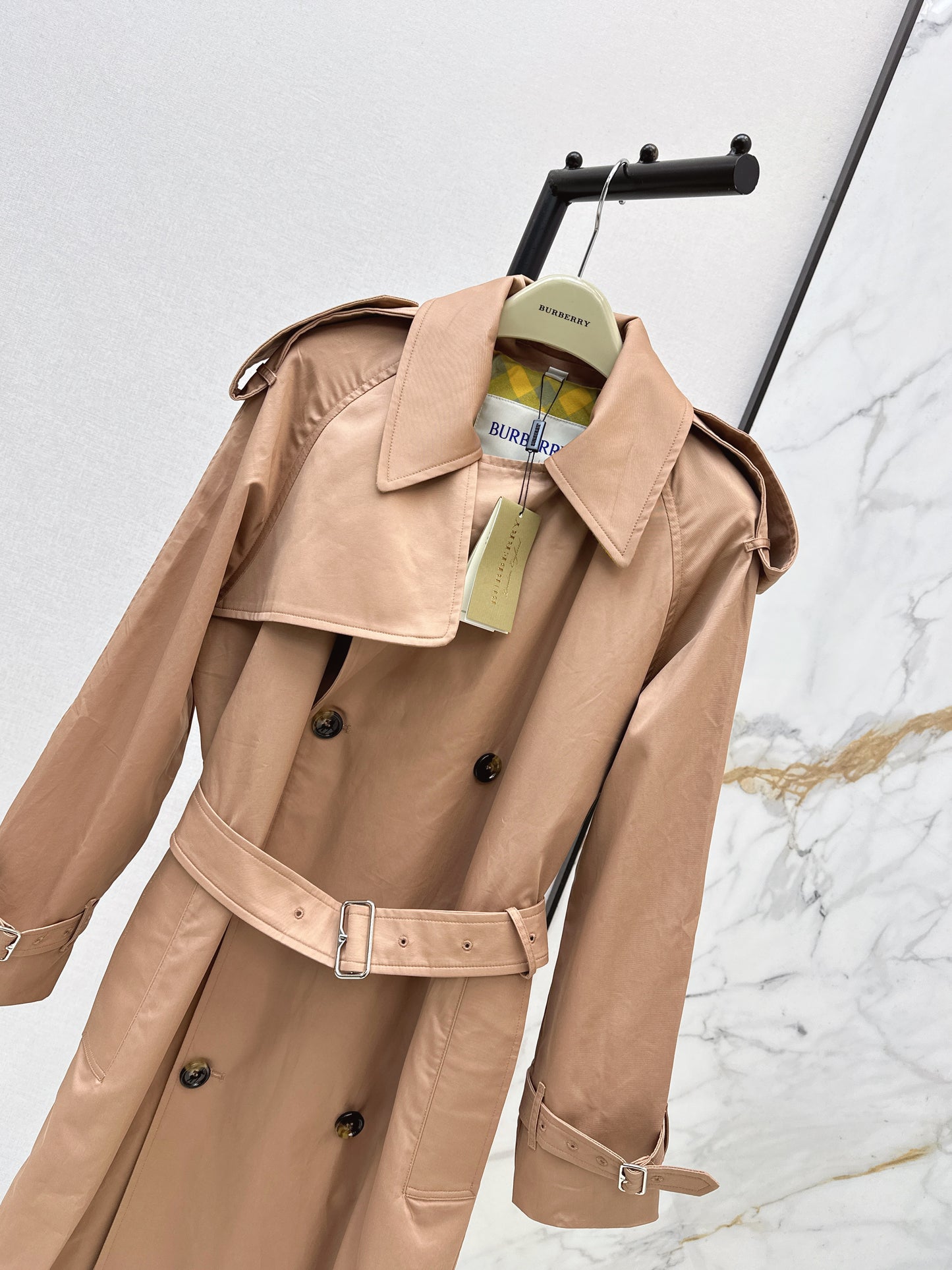 26ss Plaid-lined trench coat