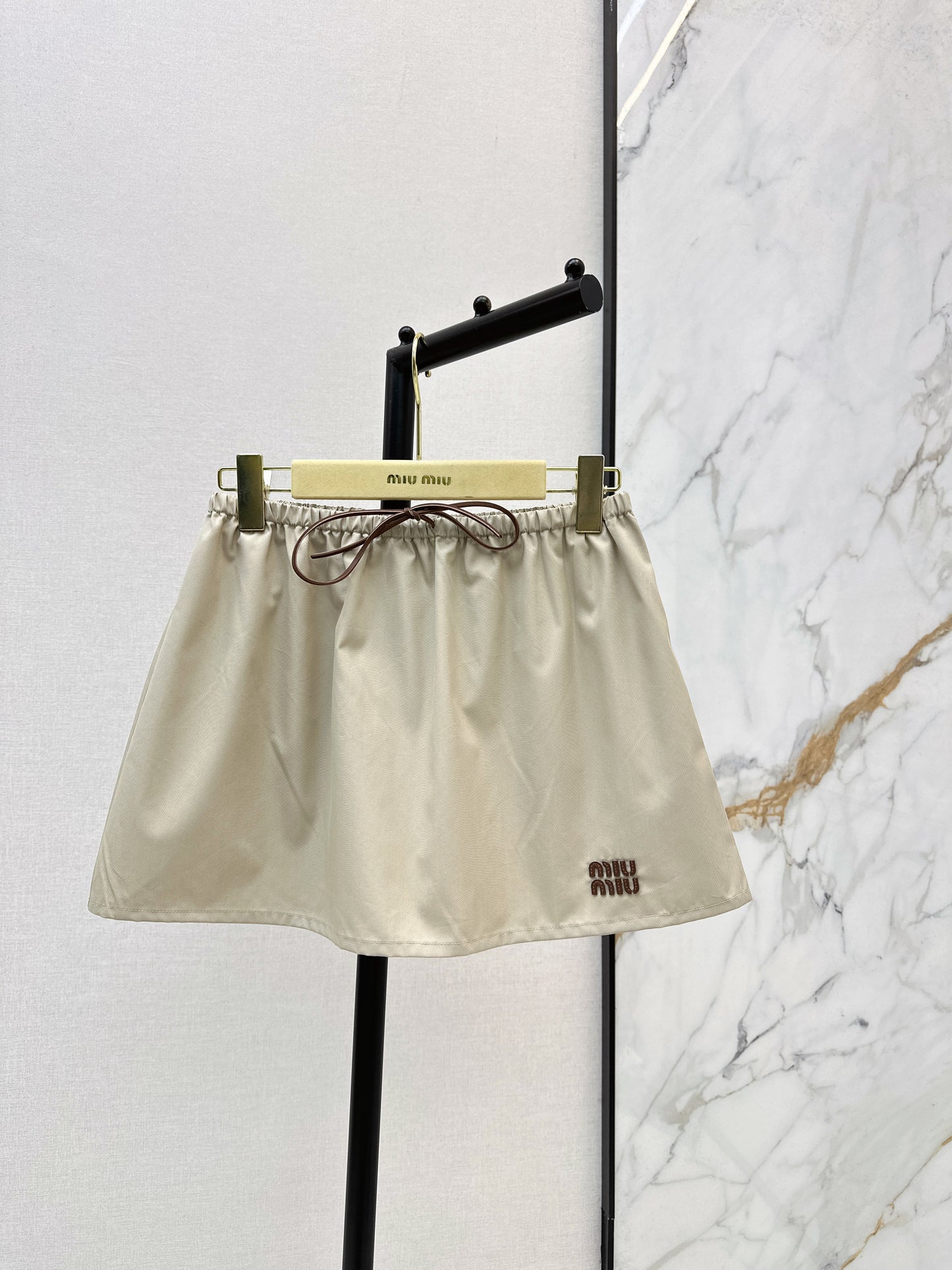 26ss Youthful skirt