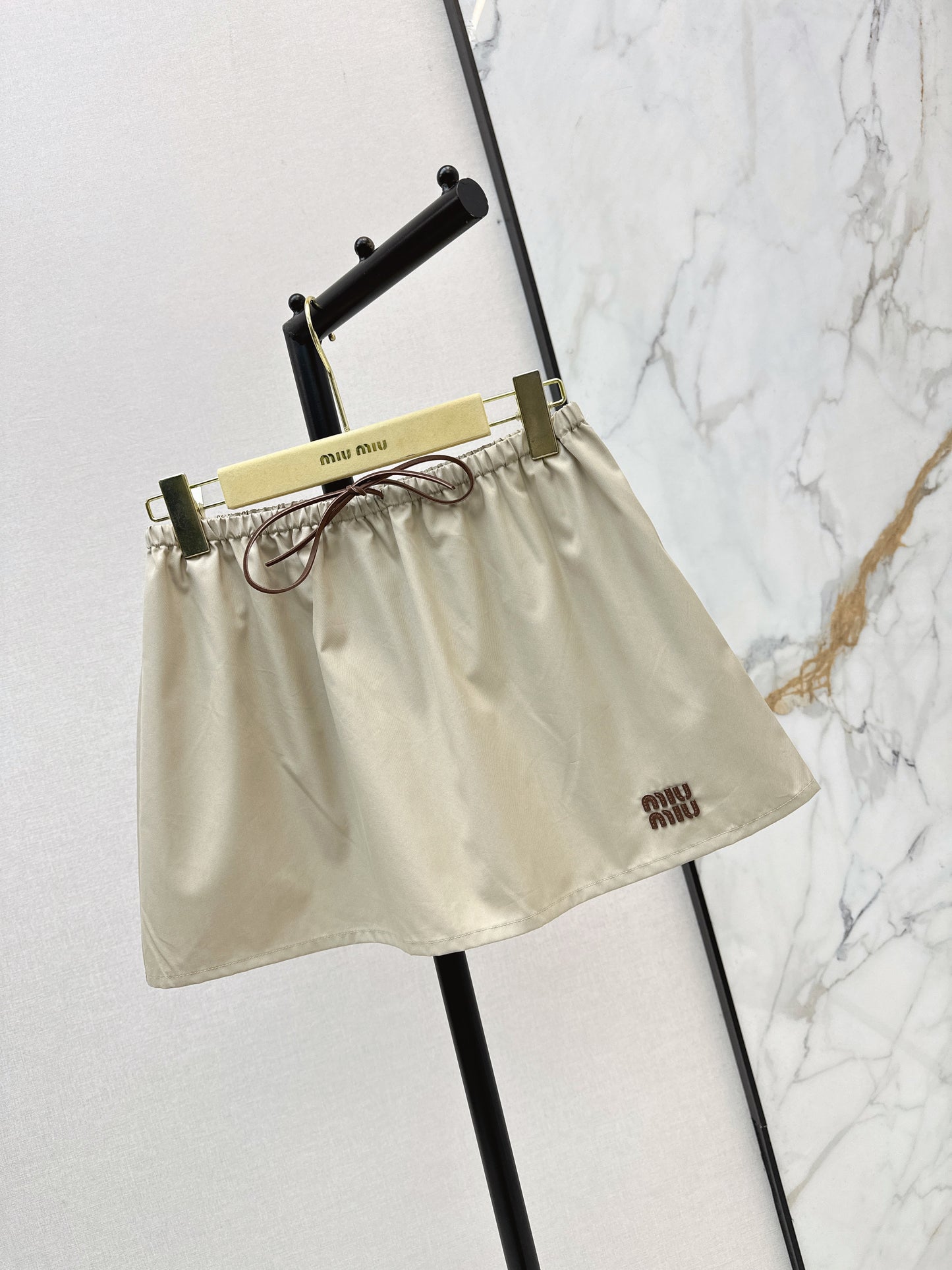 26ss Youthful skirt
