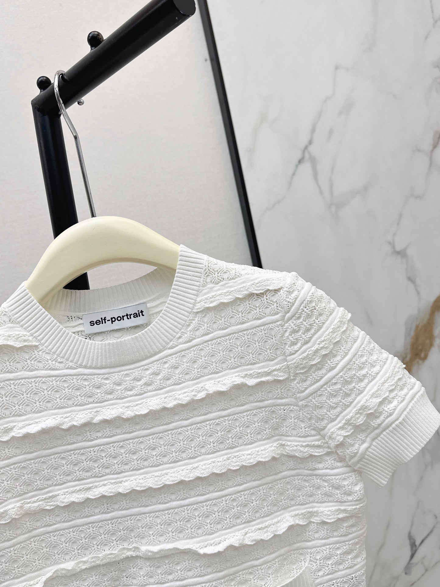 26ss Ruffled Short-Sleeve Top