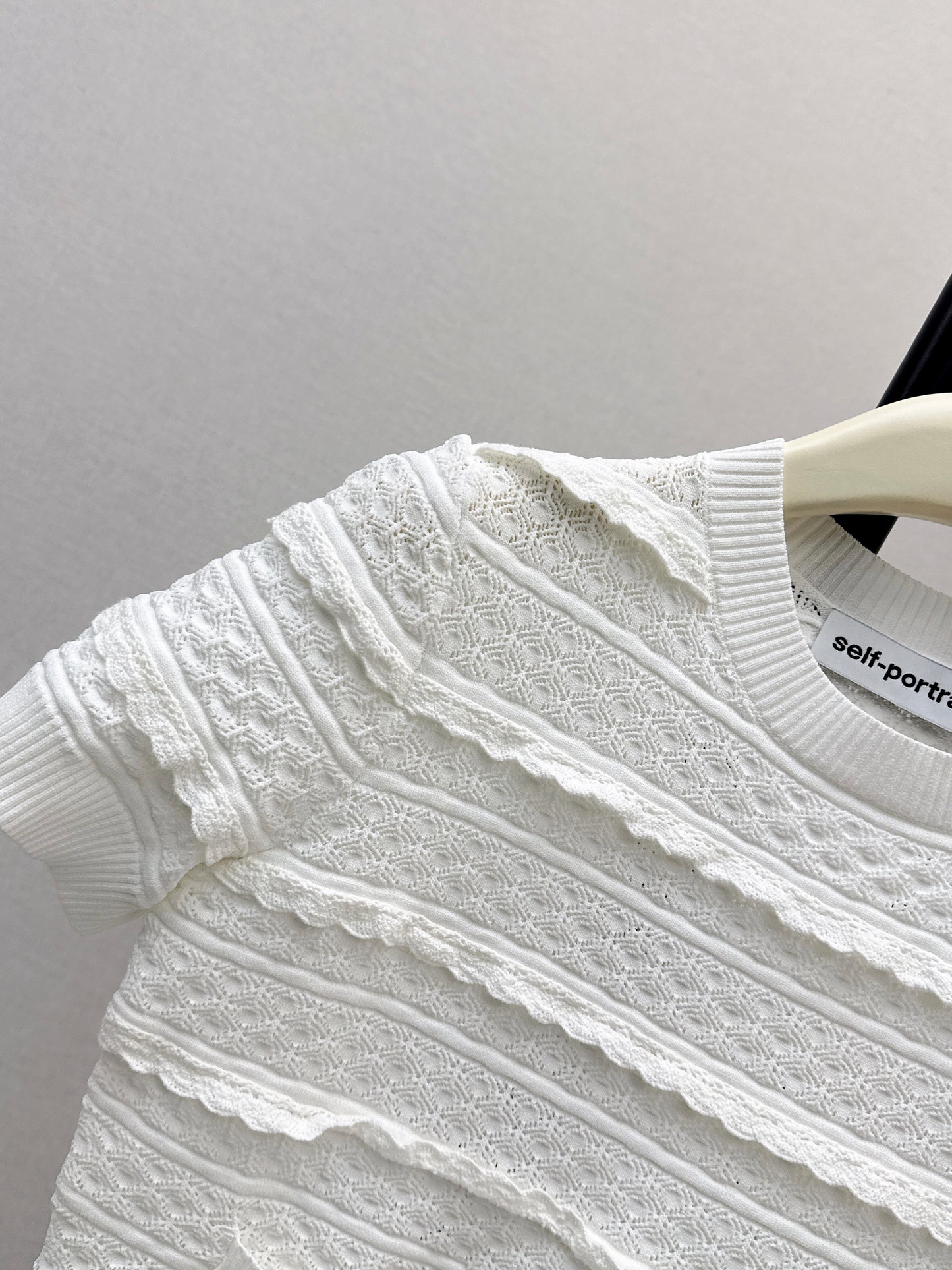26ss Ruffled Short-Sleeve Top