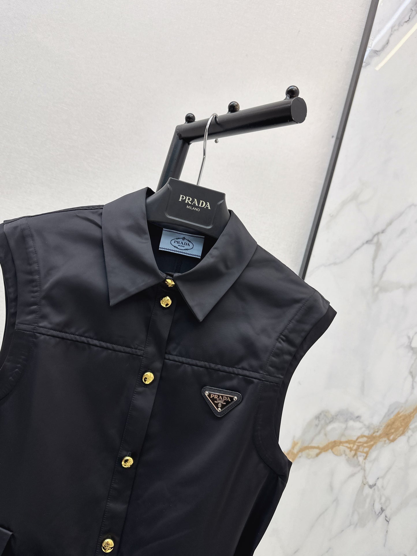 26ss Triangle Flag Decorated Lapel Dress