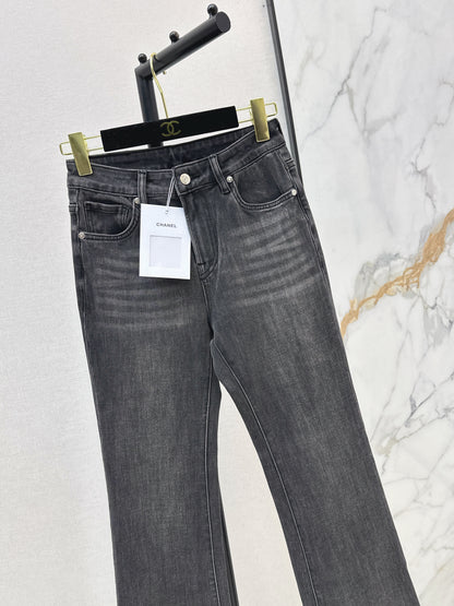 26ss Slim-fit flared jeans