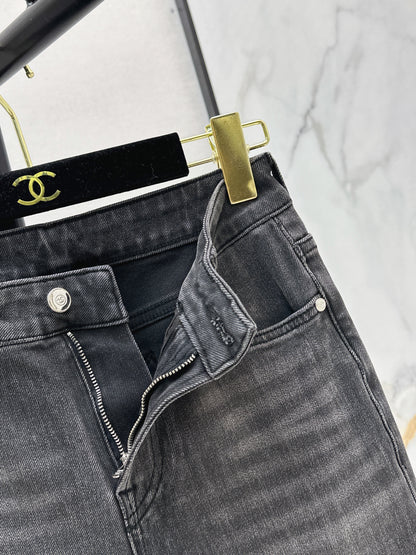 26ss Slim-fit flared jeans