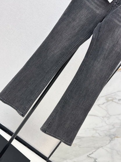 26ss Slim-fit flared jeans