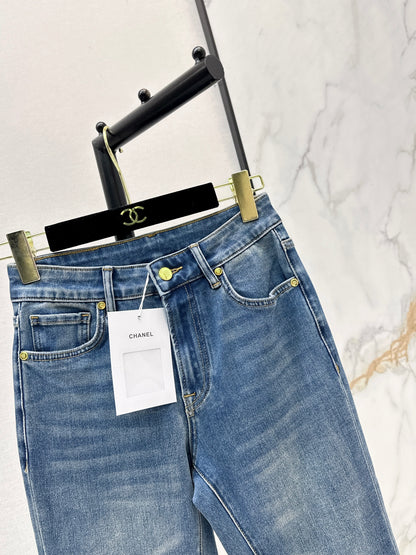 26ss Slim-fit flared jeans