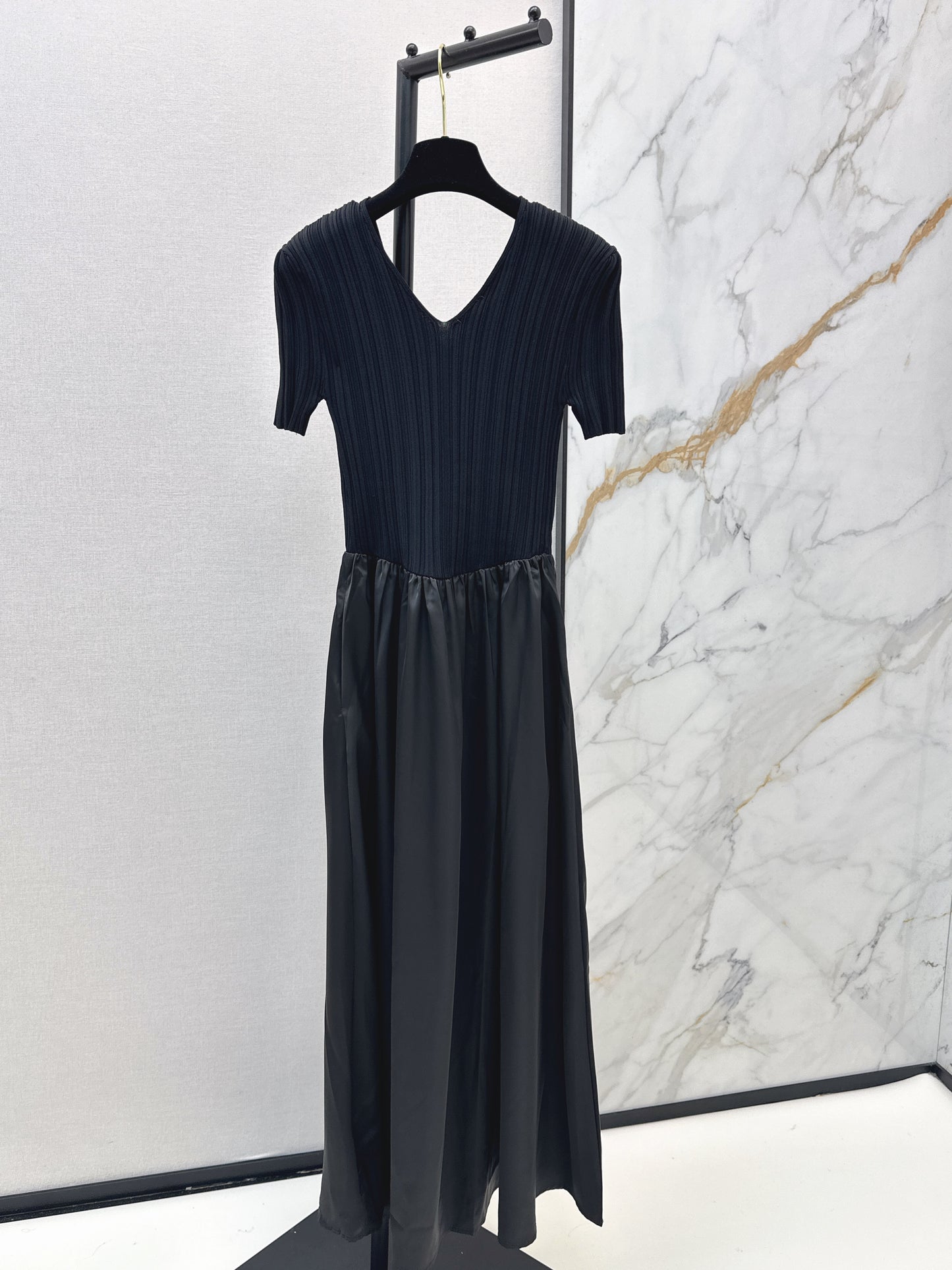 26ss Patchwork Style Long V-Neck Dress