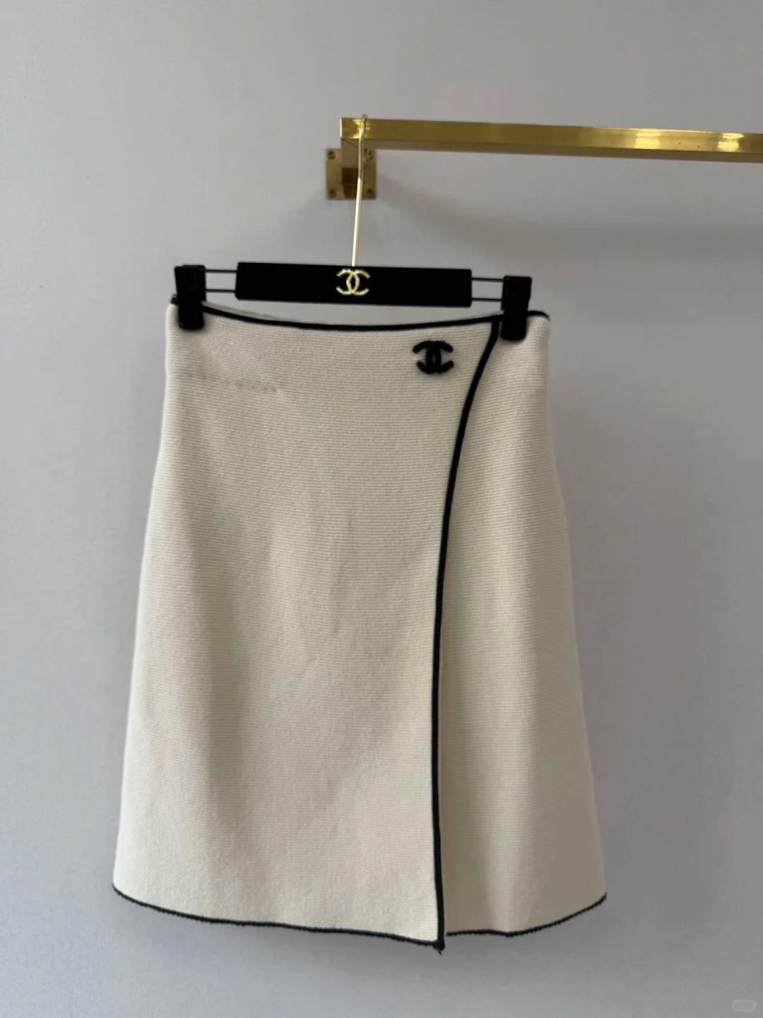 26ss Knitted Vest / Mini Skirt / Cardigan