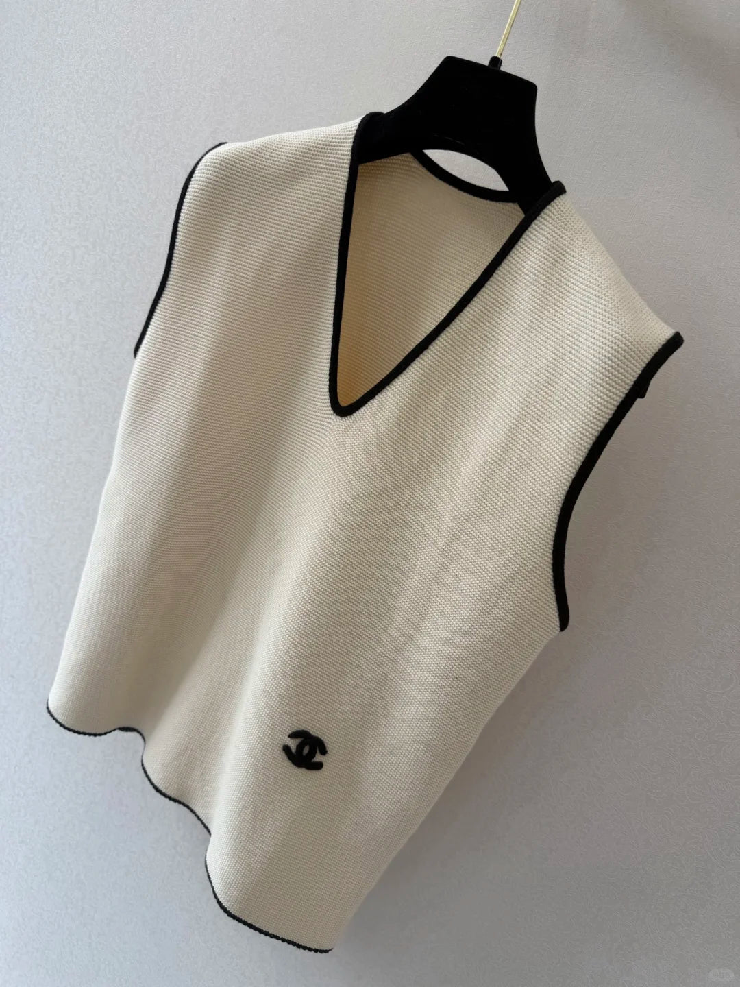 26ss Knitted Vest / Mini Skirt / Cardigan