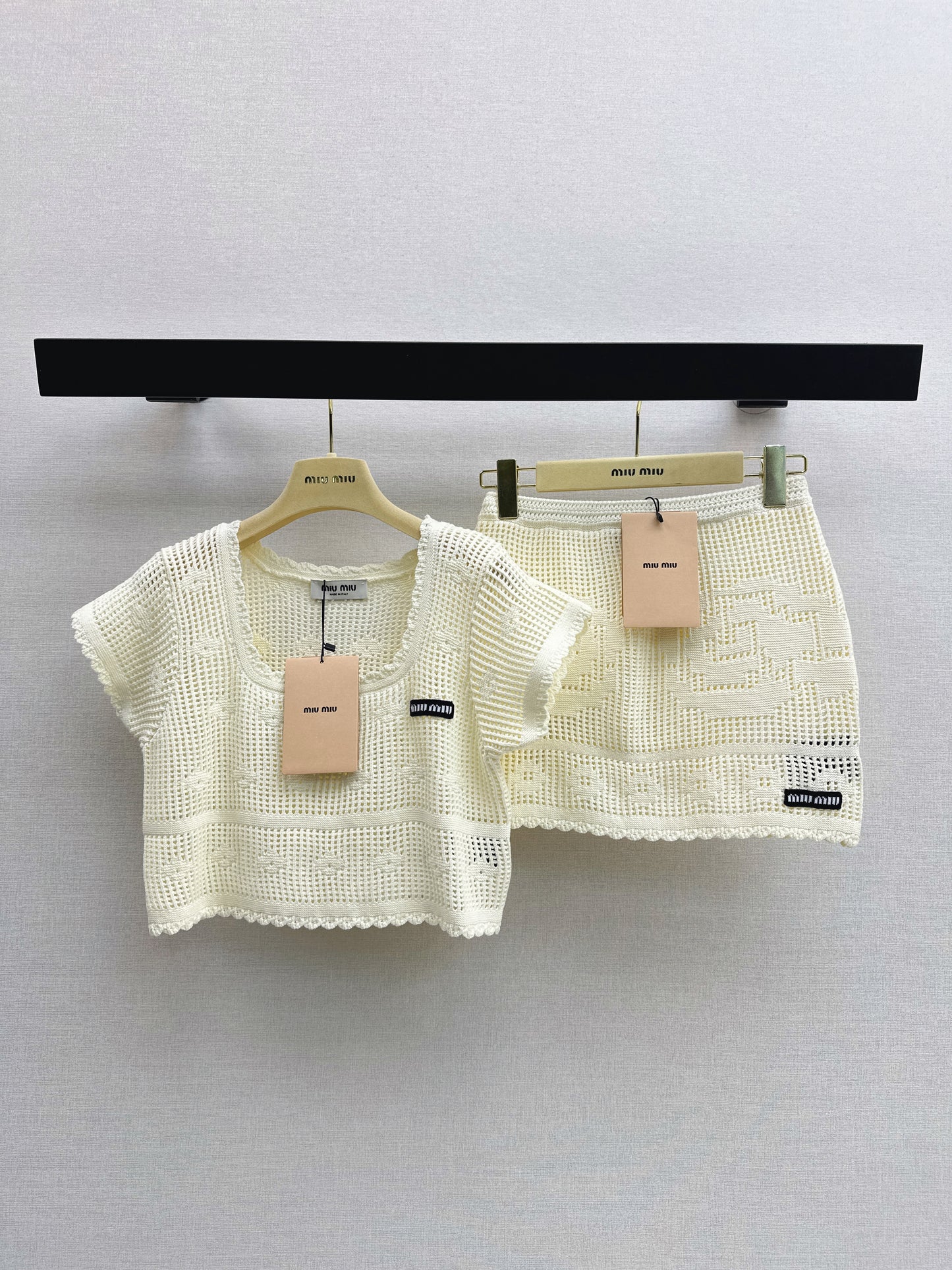 26ss U-neck Hollow Out Short Top / Skirt