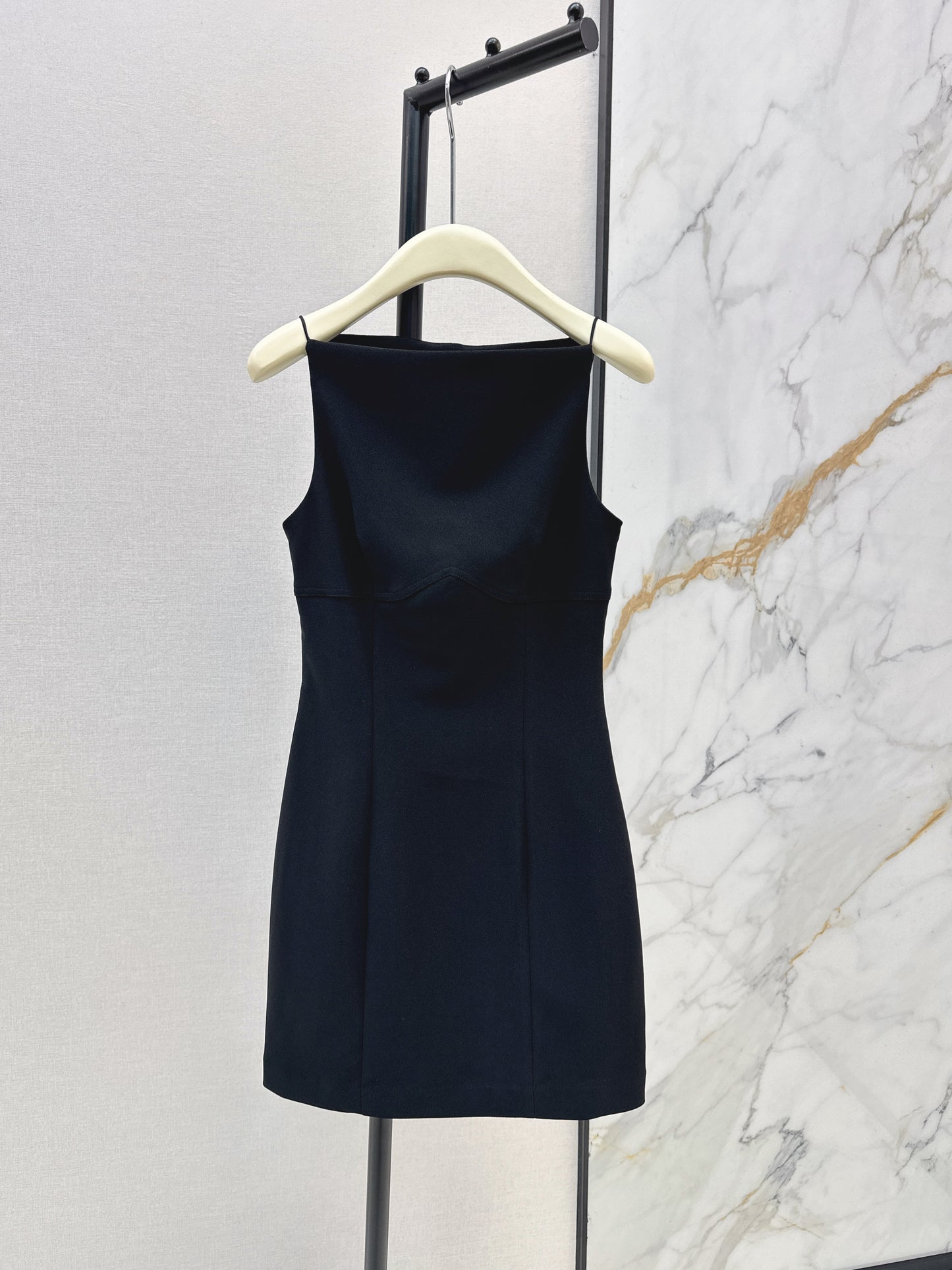 26ss One-shoulder halter dress
