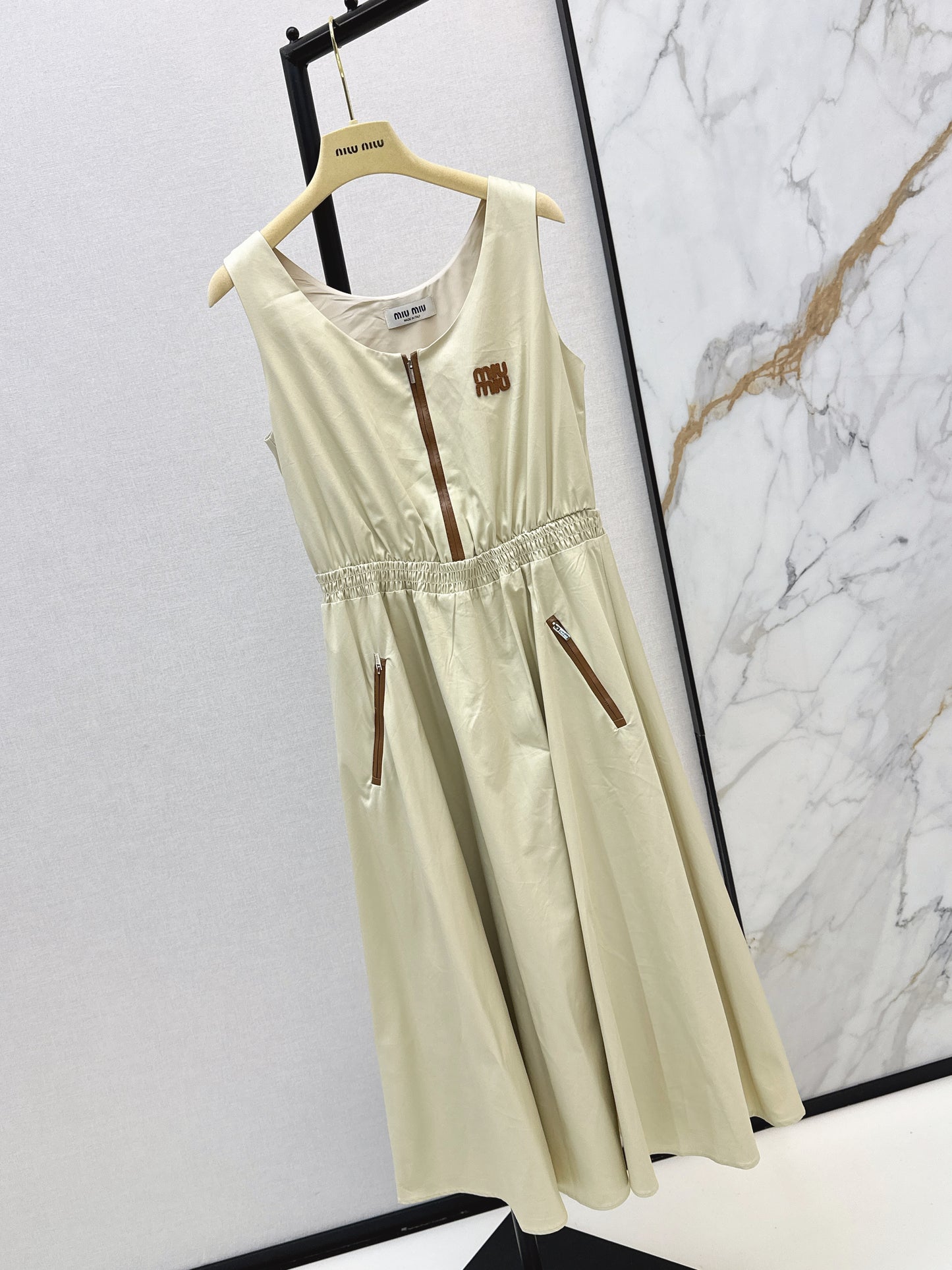 26ss Long Sleeveless Dress