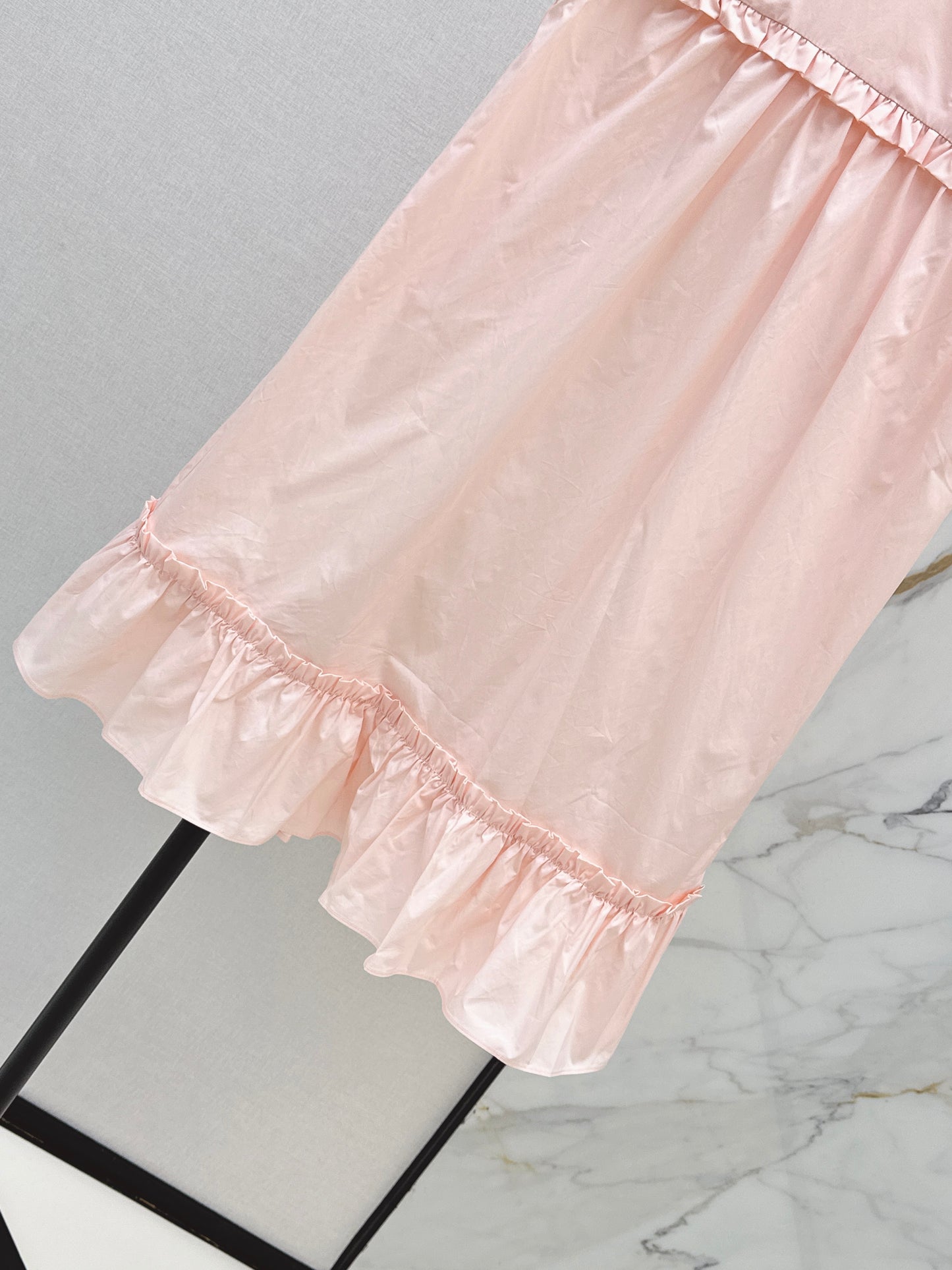 26ss Sleeveless Age-Reducing Dress