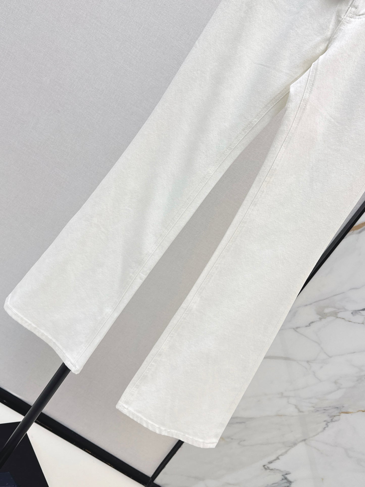 26ss Slim Flared Denim Jeans