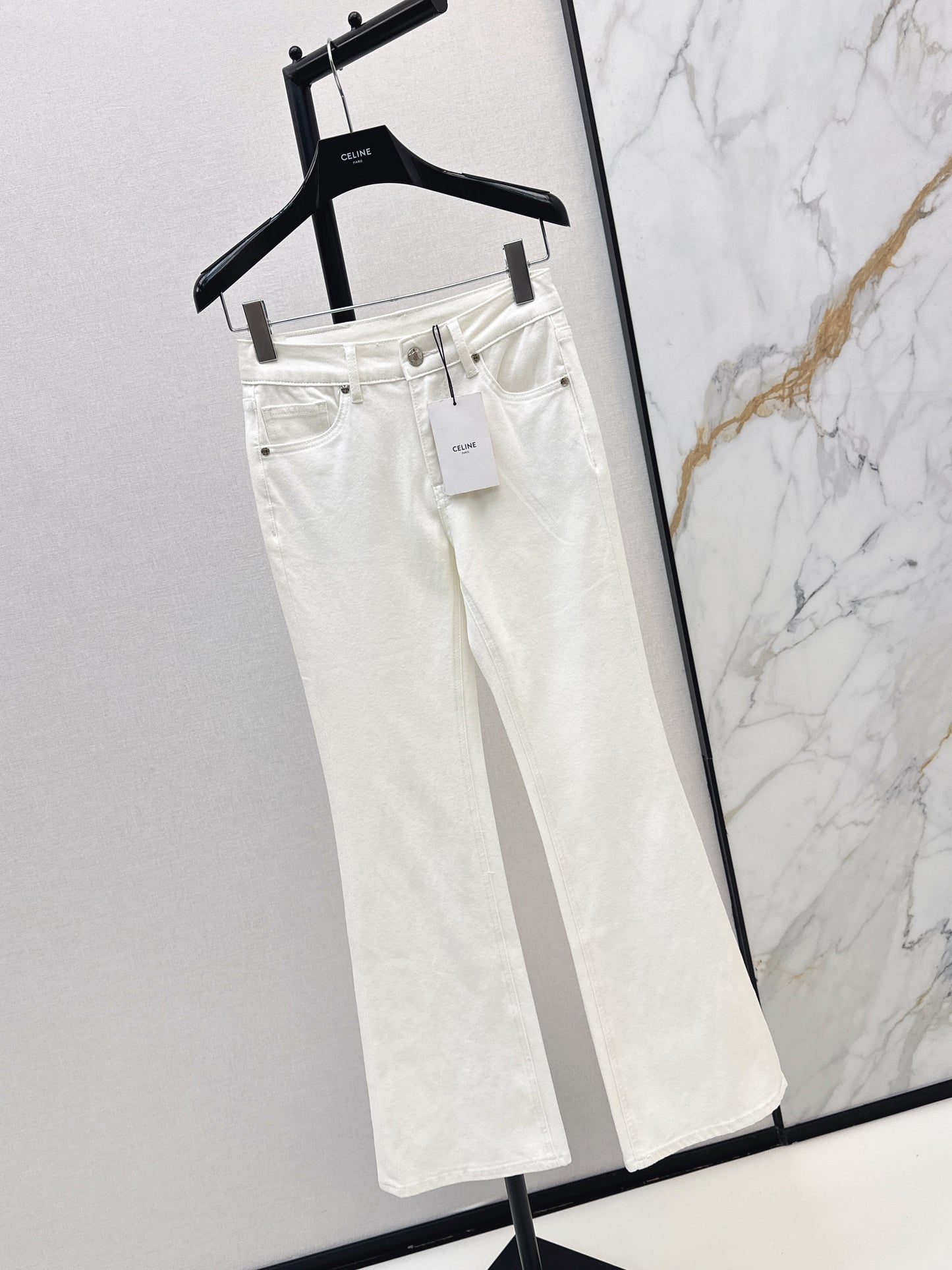 26ss Slim-fit flared jeans