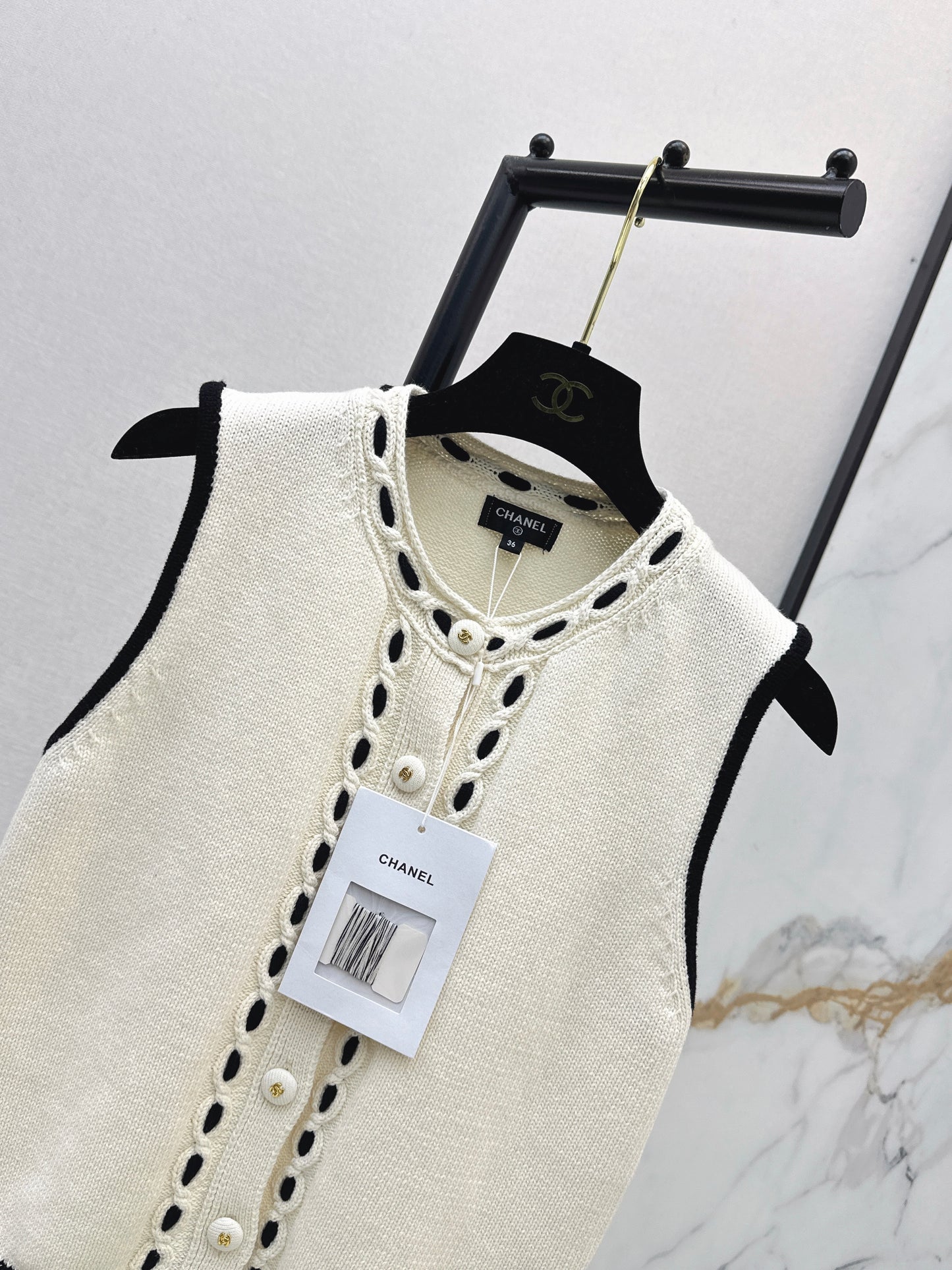 26ss Handmade color-block crochet knitted vest
