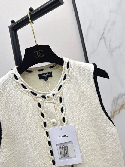 26ss Handmade color-block crochet knitted vest