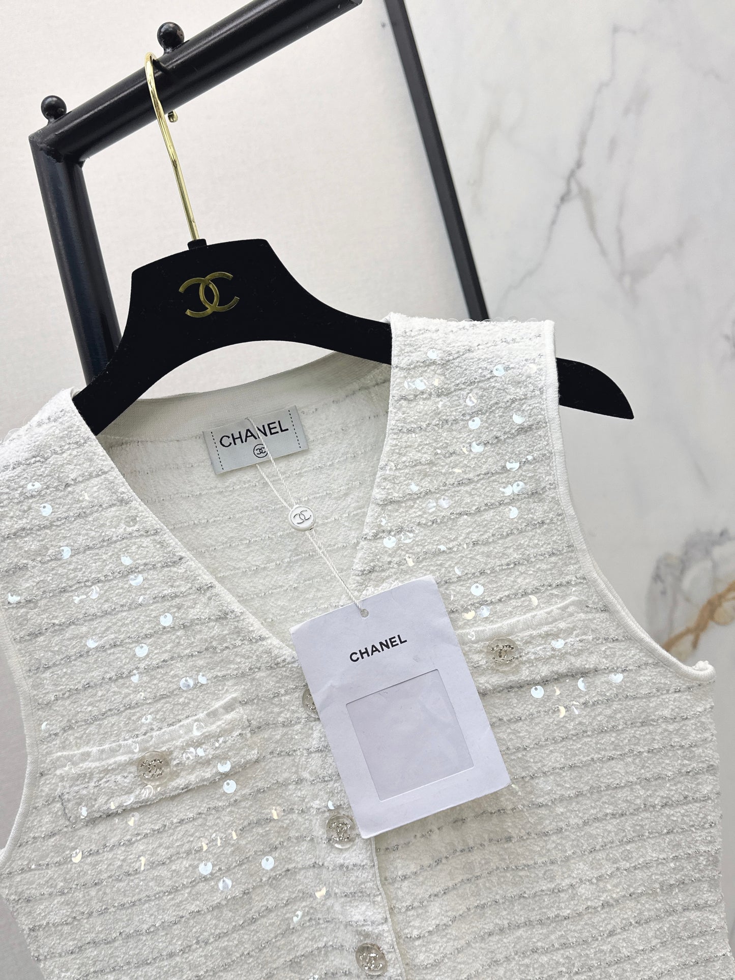 26ss Sequin Yarn V-Neck Vest