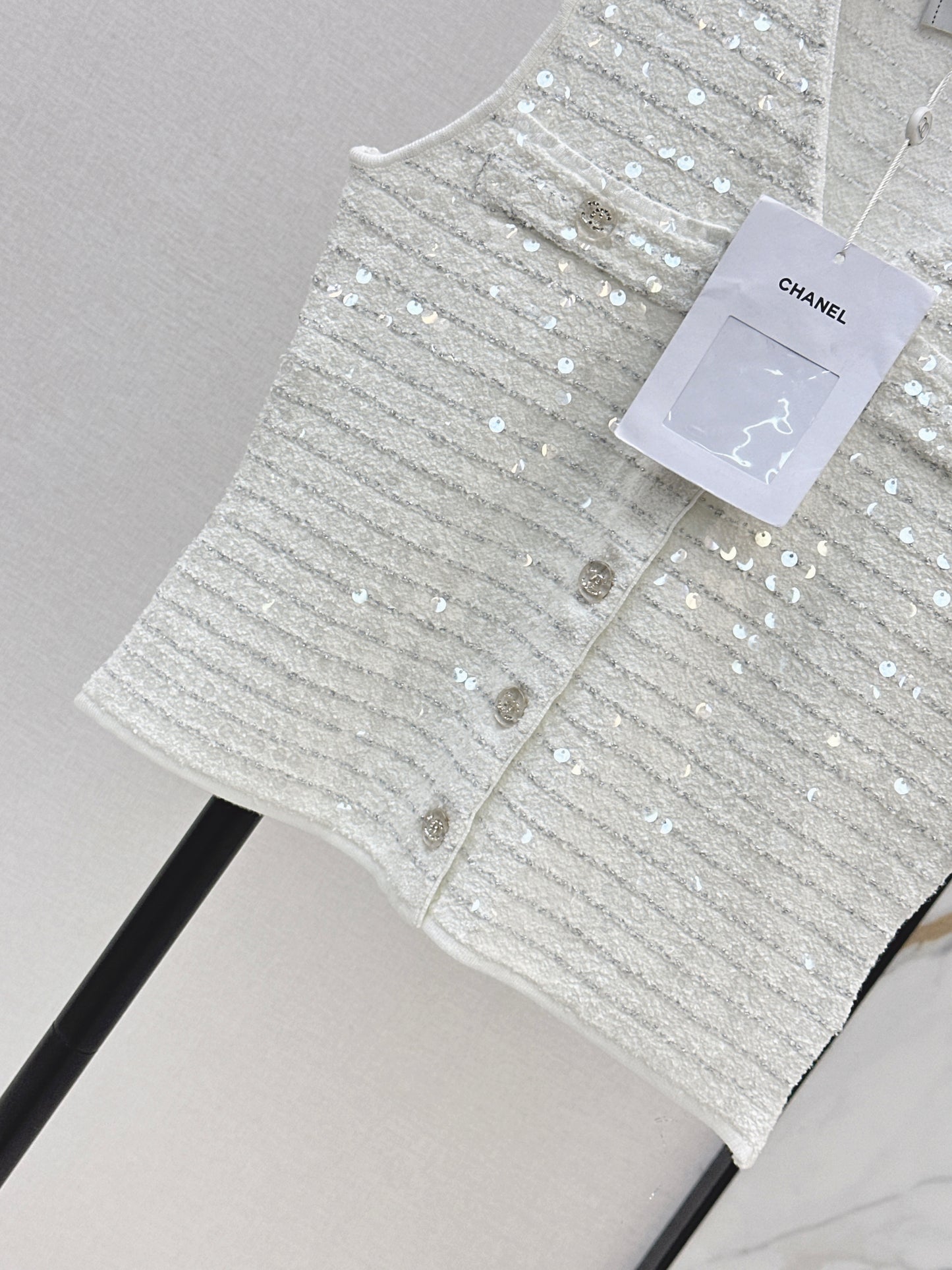 26ss Sequin Yarn V-Neck Vest