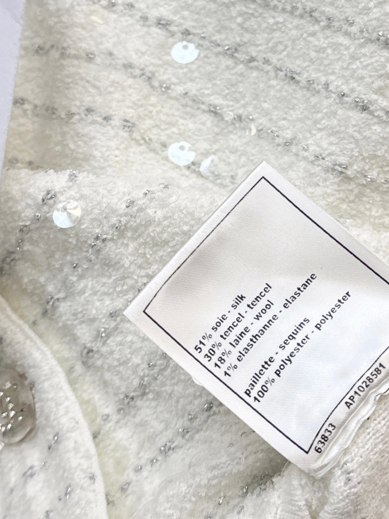 26ss Sequin Yarn V-Neck Vest