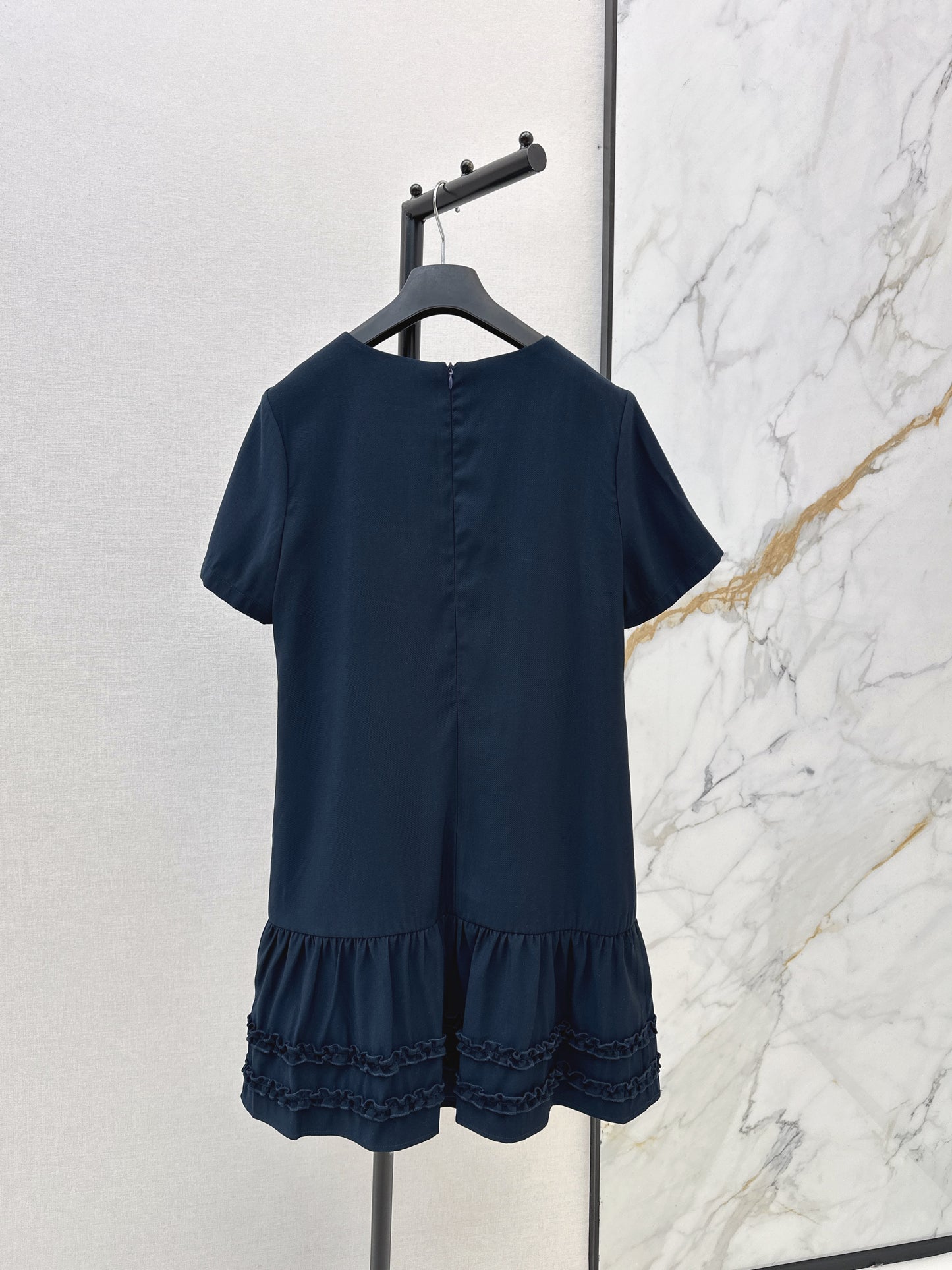 26ss Color-Block Straight-Cut Dress