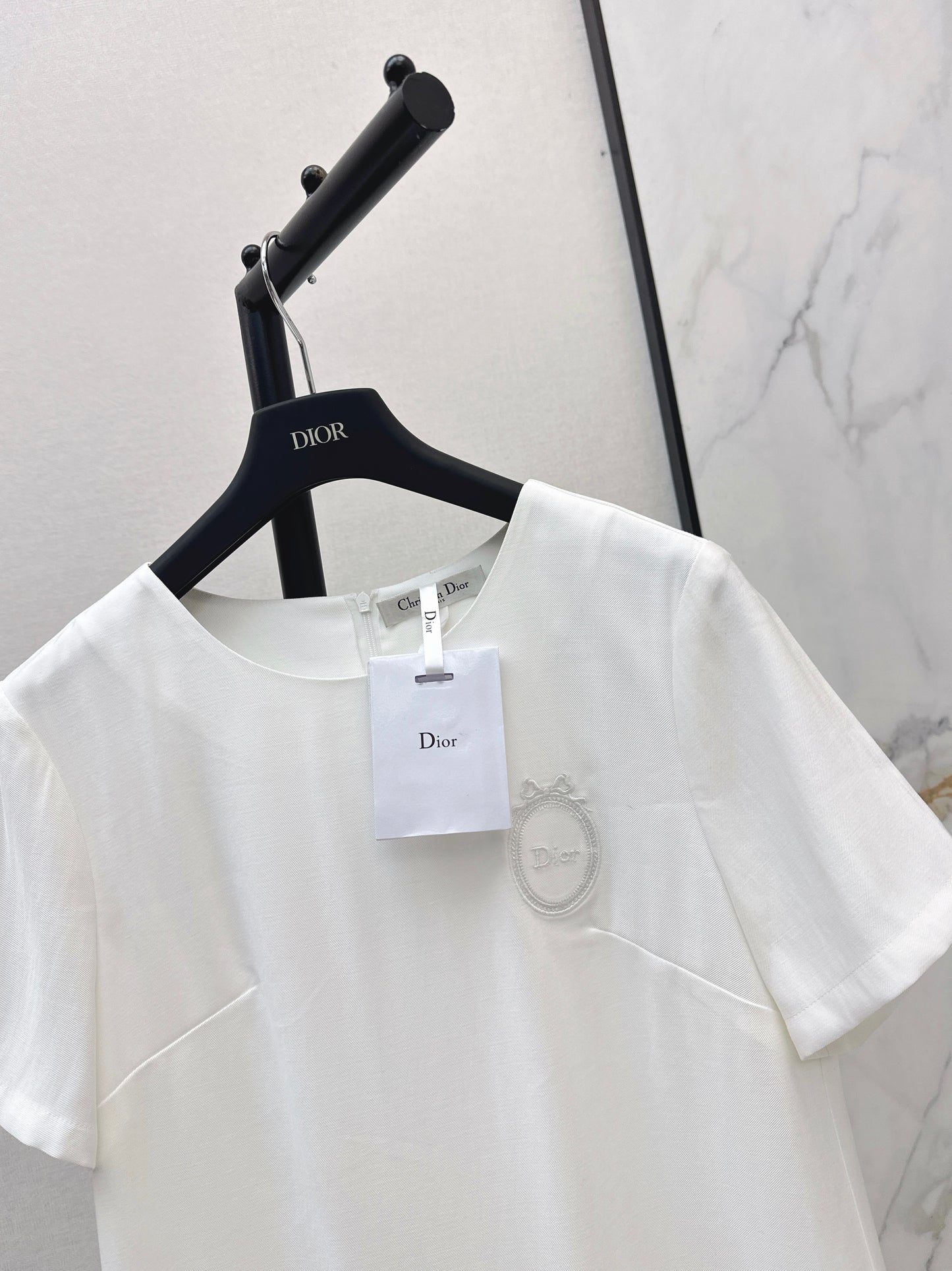 26ss Color-Block Straight-Cut Dress