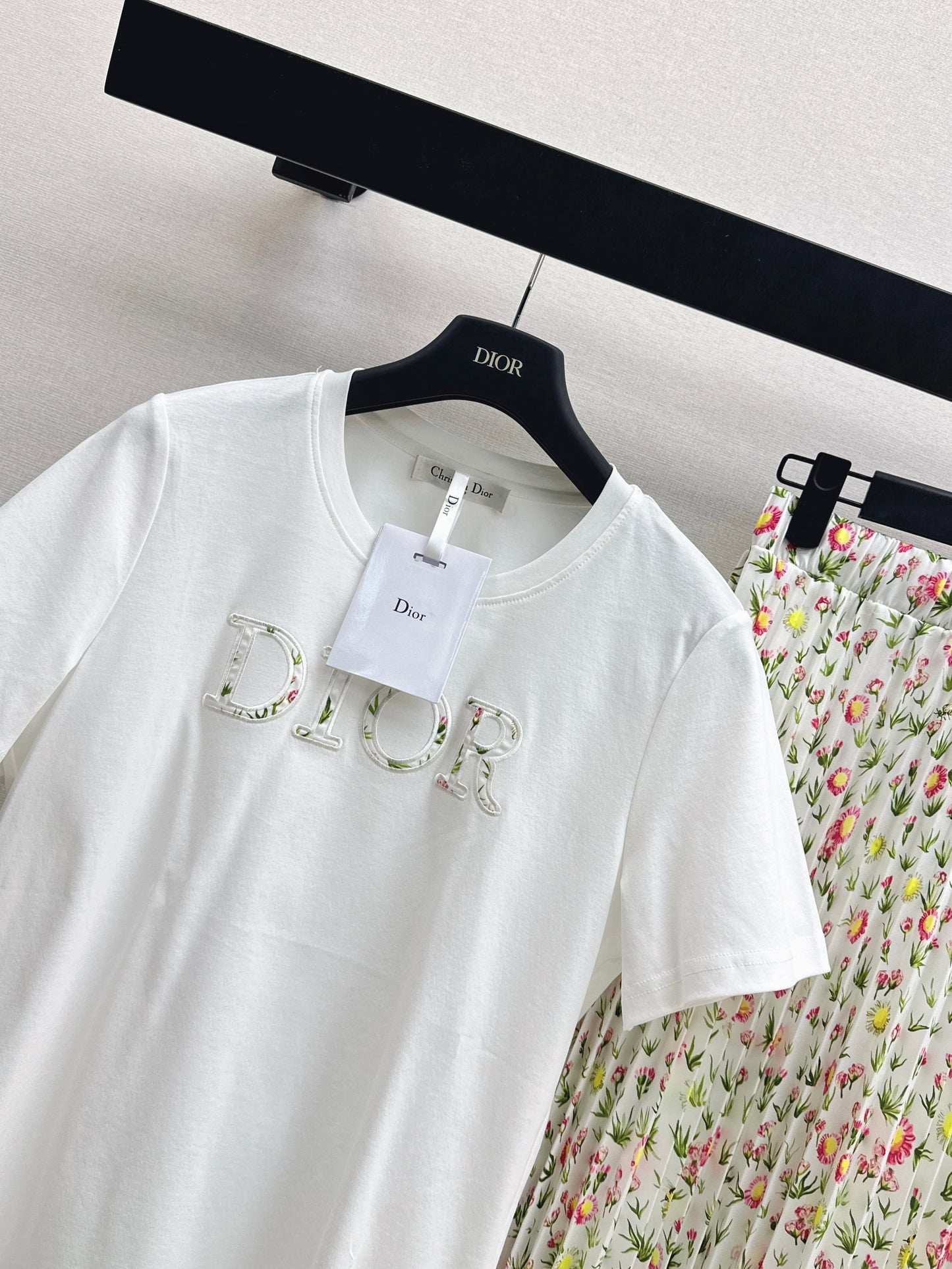 26ss The "Elegant Lady" Ensemble