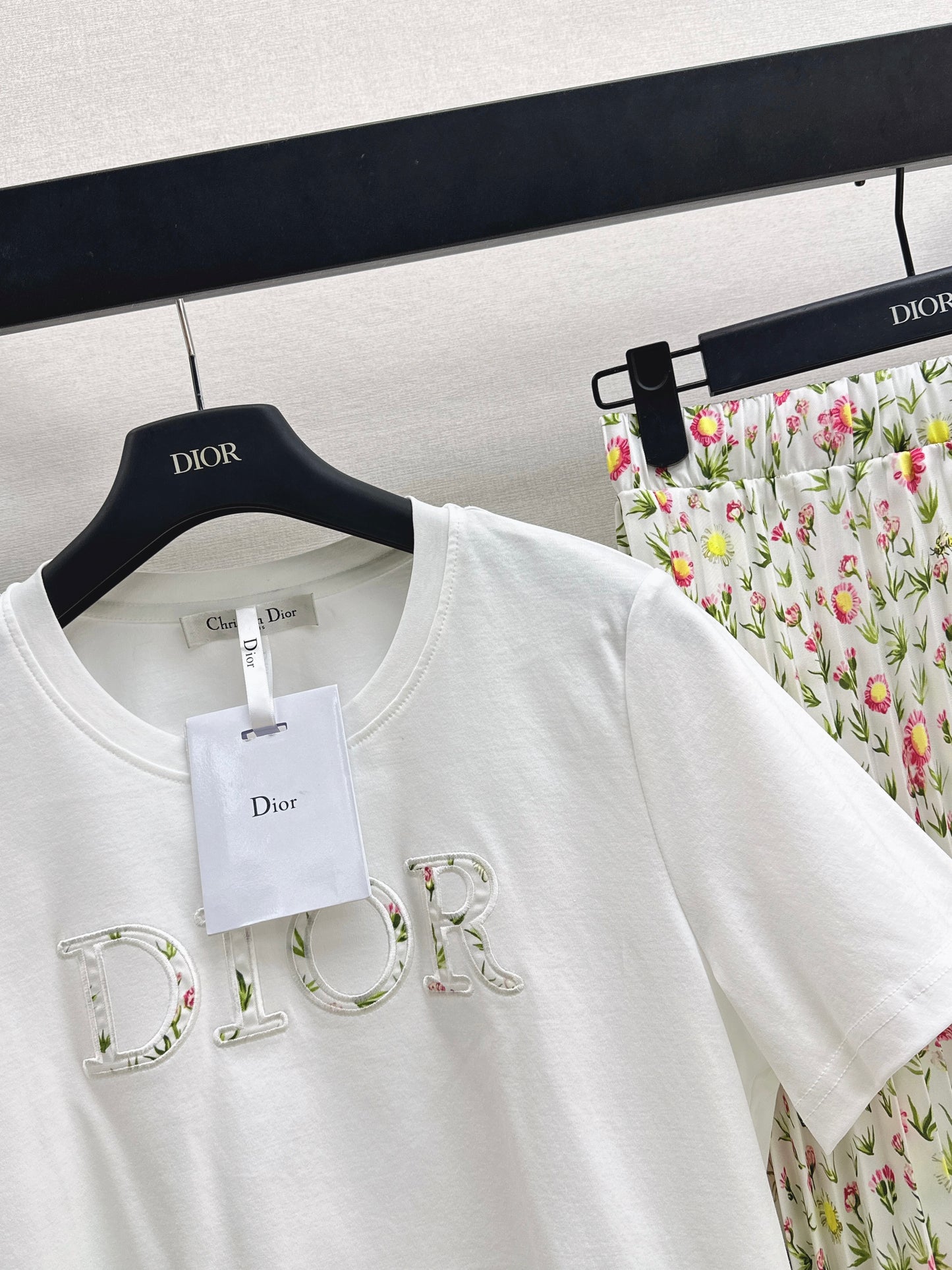 26ss The "Elegant Lady" Ensemble