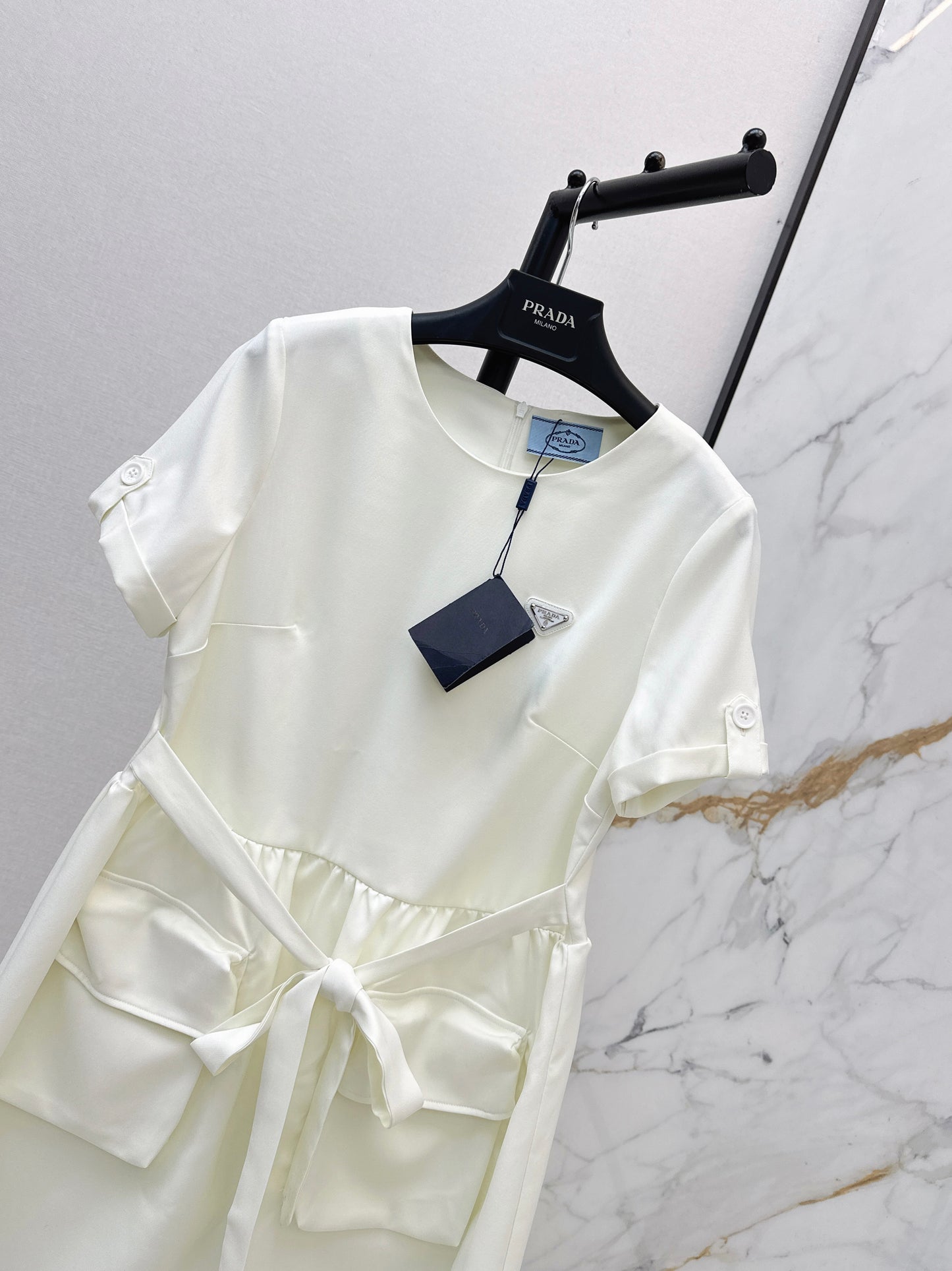 26ss Cinched Waist Tie Dress
