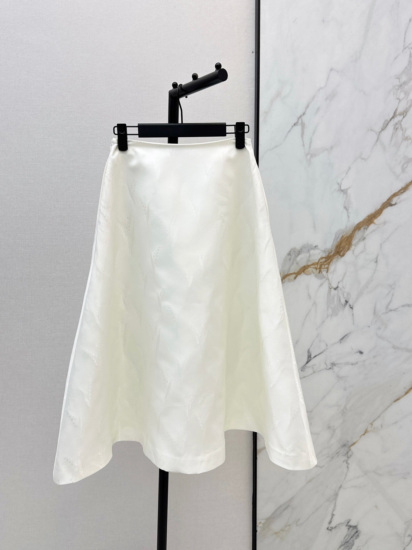 26ss Lily of the Valley Jacquard A-Line Flared Midi Skirt