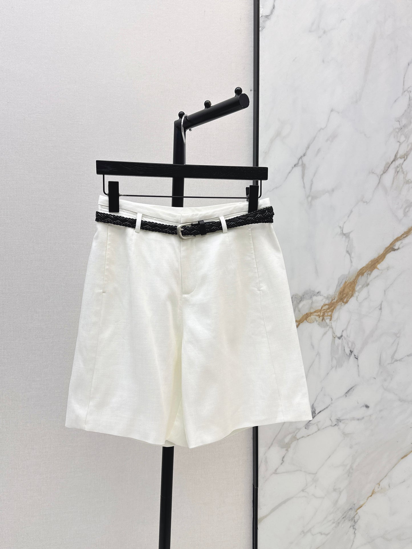 26ss Belt-decorated versatile mid-length pants