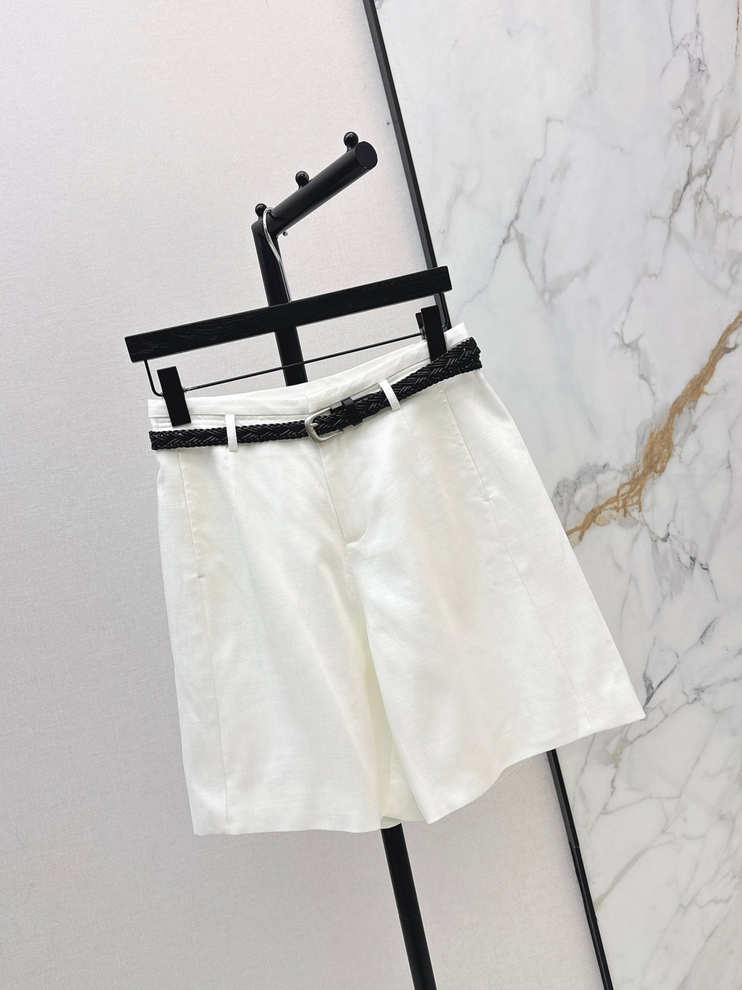 26ss Belt-decorated versatile mid-length pants