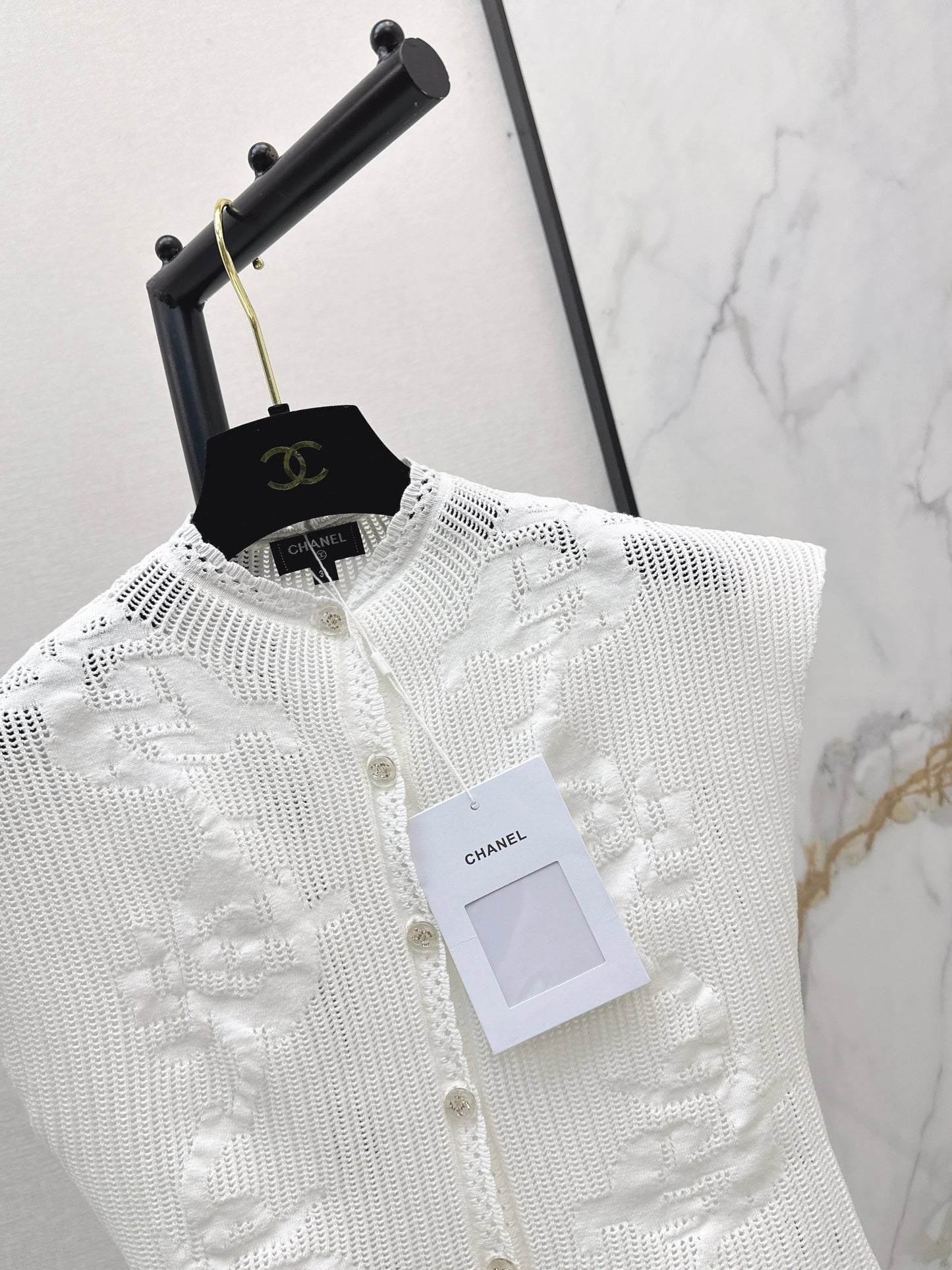 26ss Stand-collar drop-shoulder hollow-out top